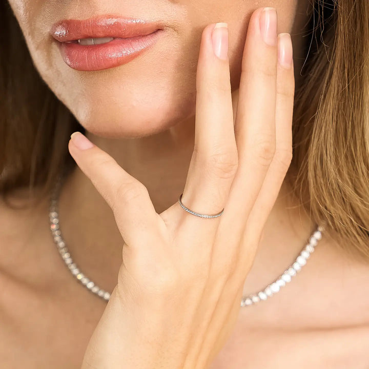 Dainty Diamond Band Ring