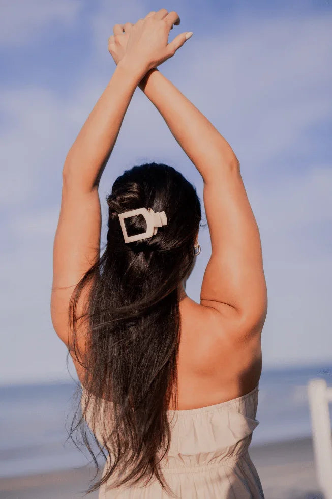 Teleties | Unbreakable Medium Square Hair Clip