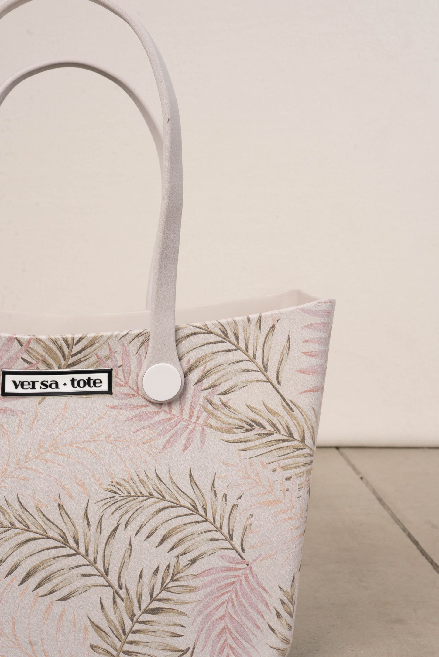 Carrie All Printed Versa Tote