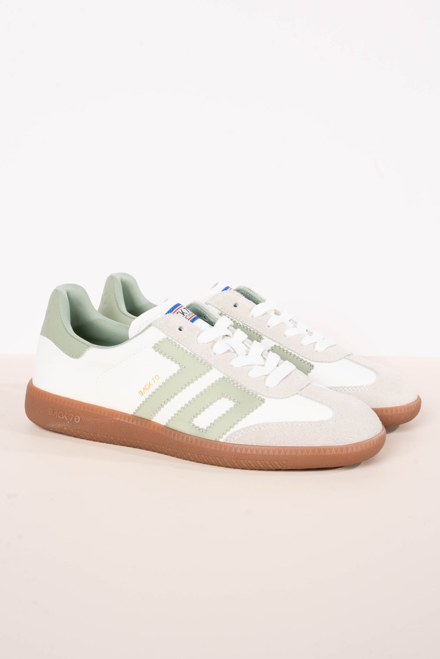 Back 70 Cloud Leather Sneaker