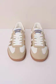 Back 70 Cloud Leather Sneaker