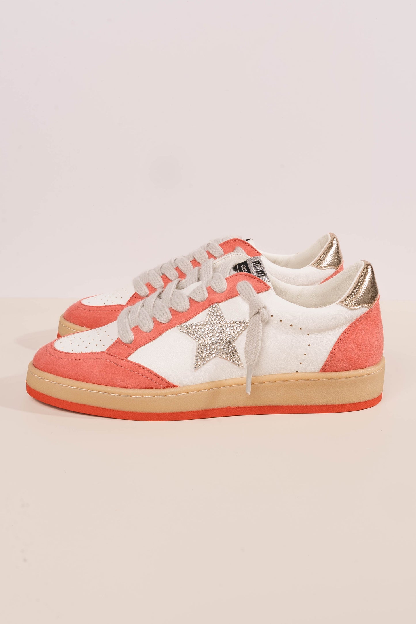Avery Sneaker