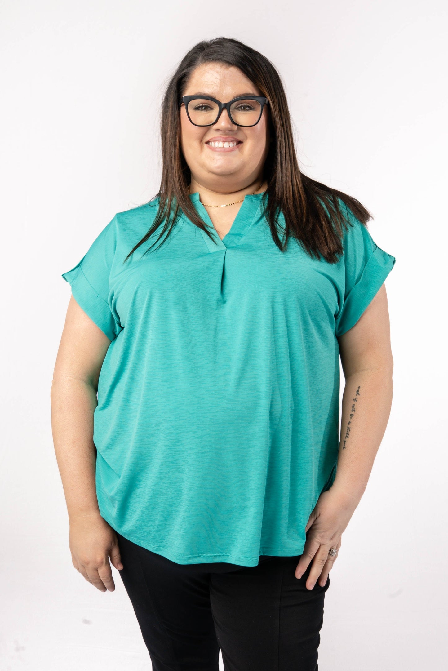 Liz Solid Short Tab Sleeve Top