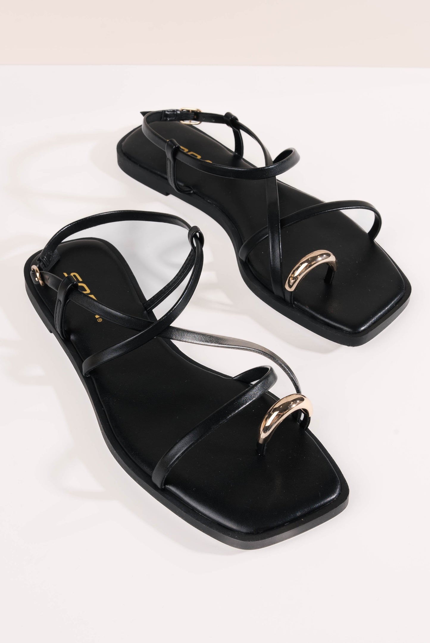 Dolphin Toe Ring Sandal *Final Sale*