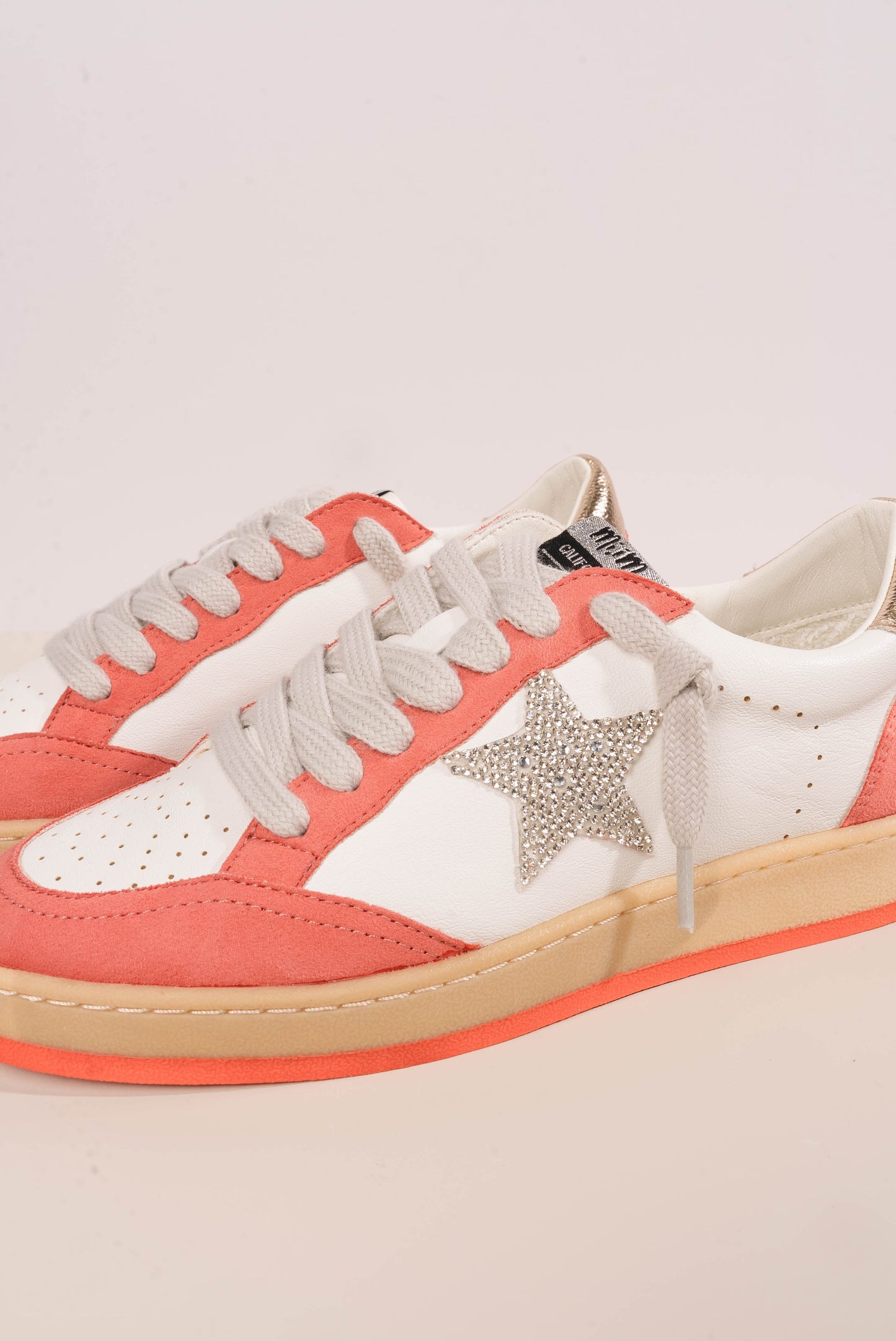 Avery Sneaker