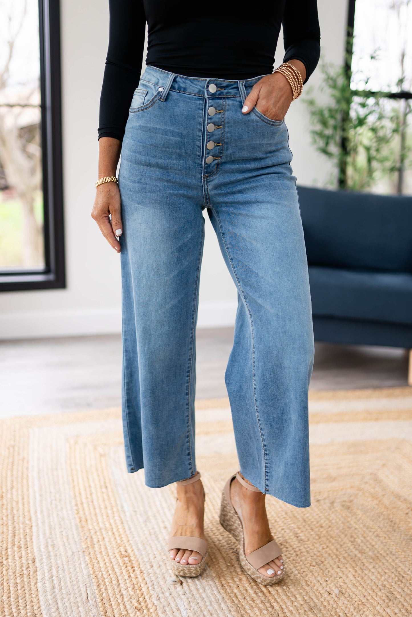 Easel | Makina High Rise Wide Leg Crop Jeans