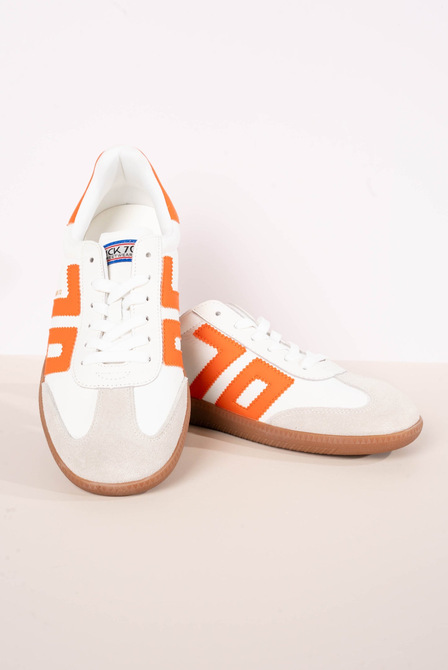 Back 70 Cloud Leather Sneaker
