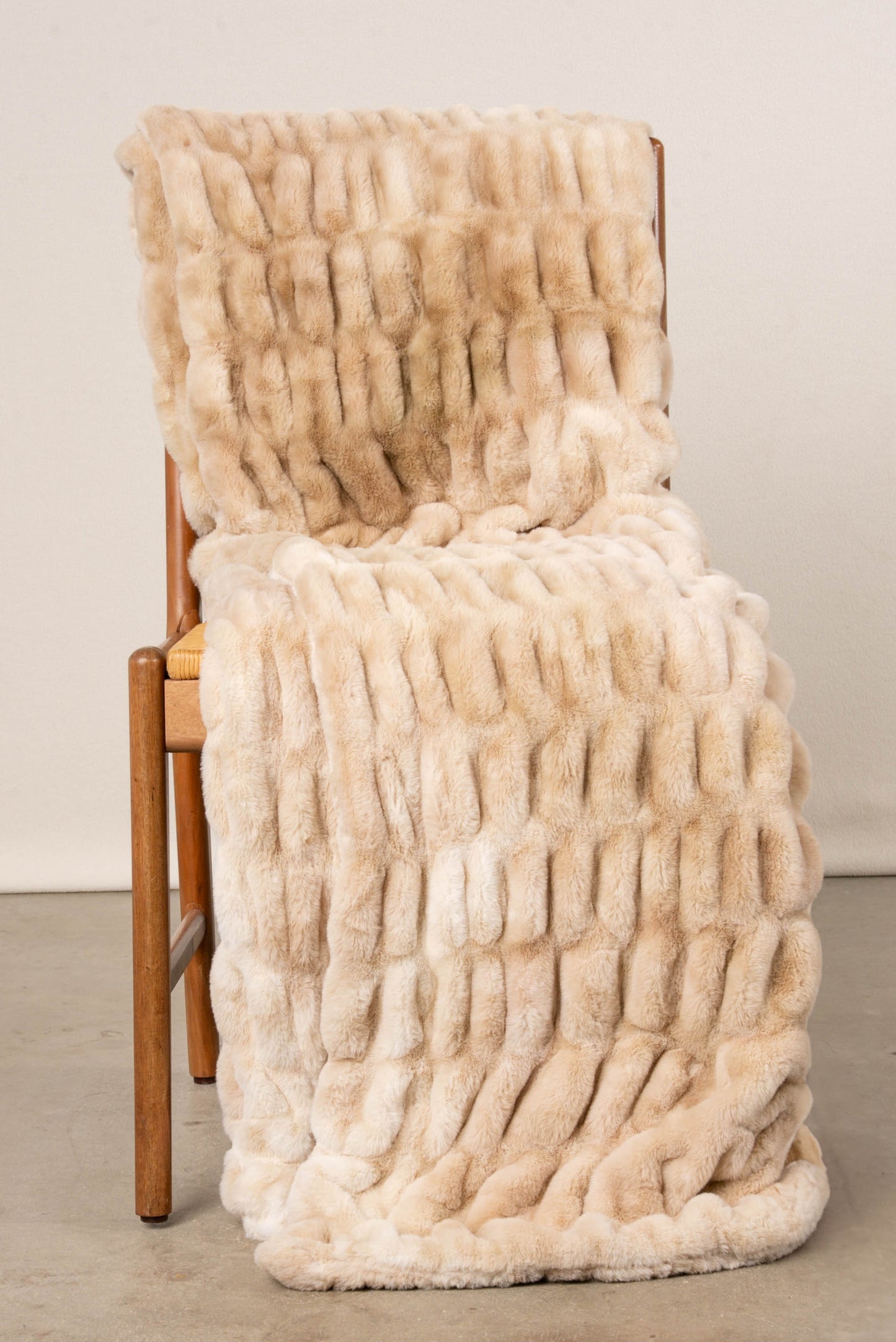 CAYA Blanket by Glamour Farms