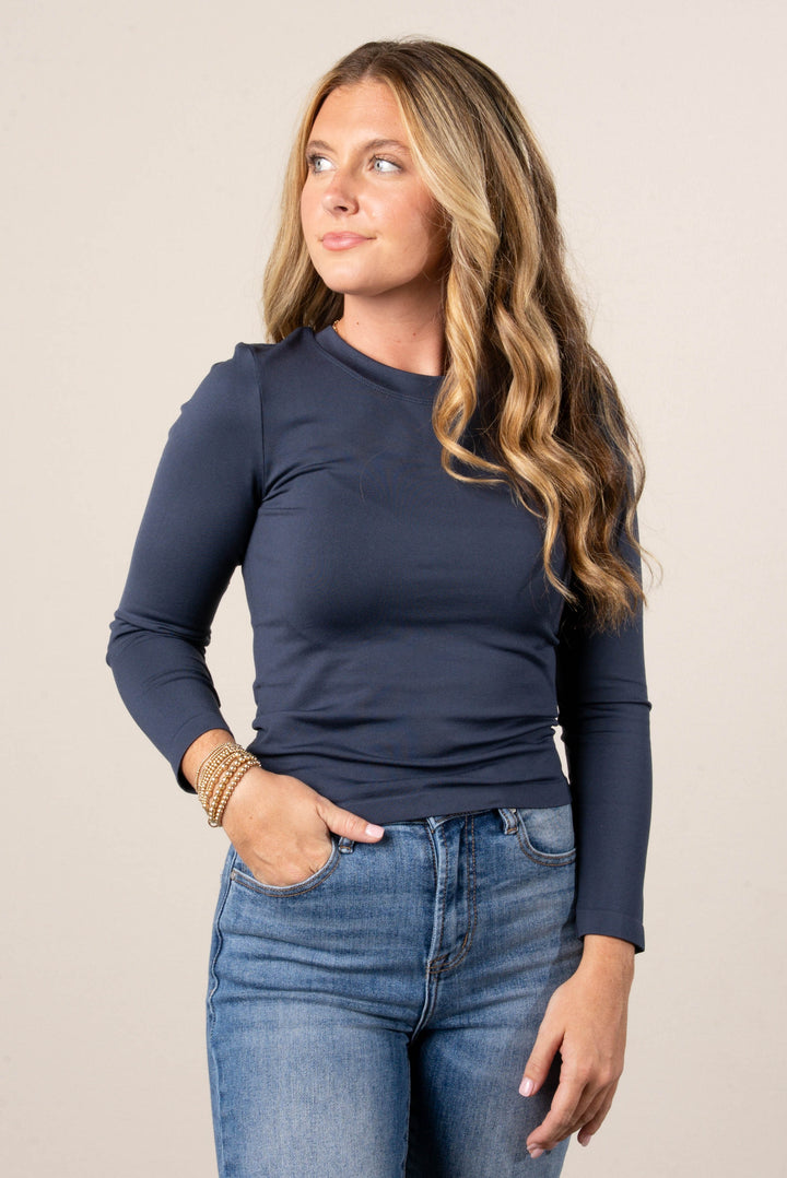 Raelynn Seamless Round Neck Top