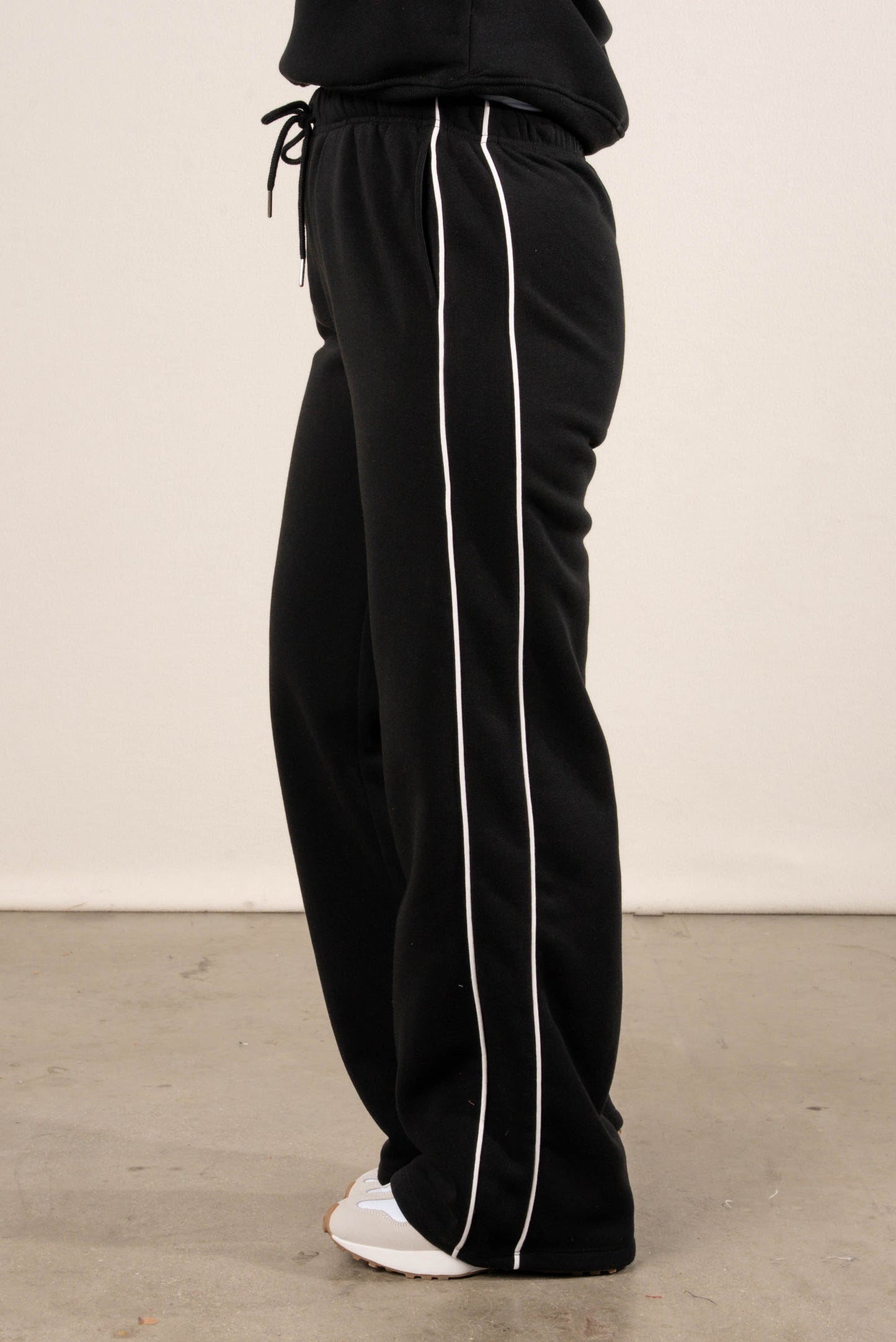 Kylie Side Striped Drawstring Sweatpants