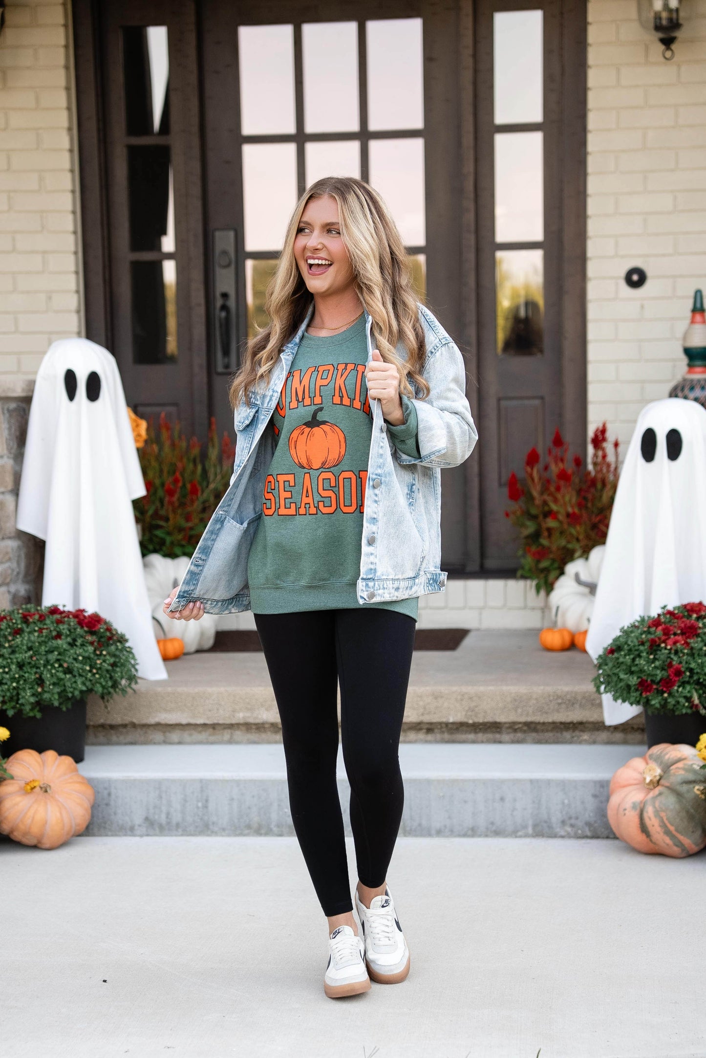 Pumpkin Season Graphic Sweatshirt