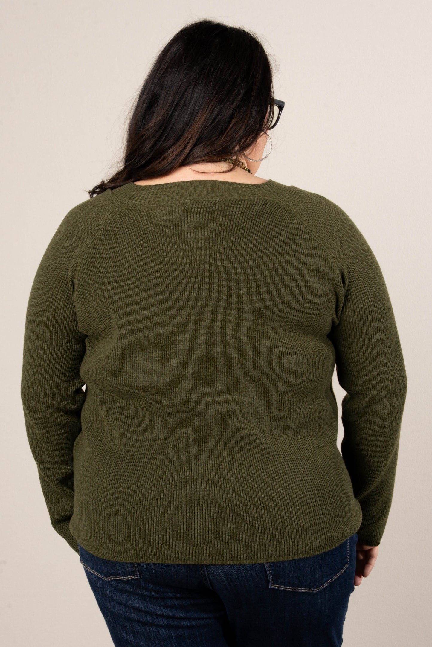 Donna Fine Ribbed Side Button Sweater