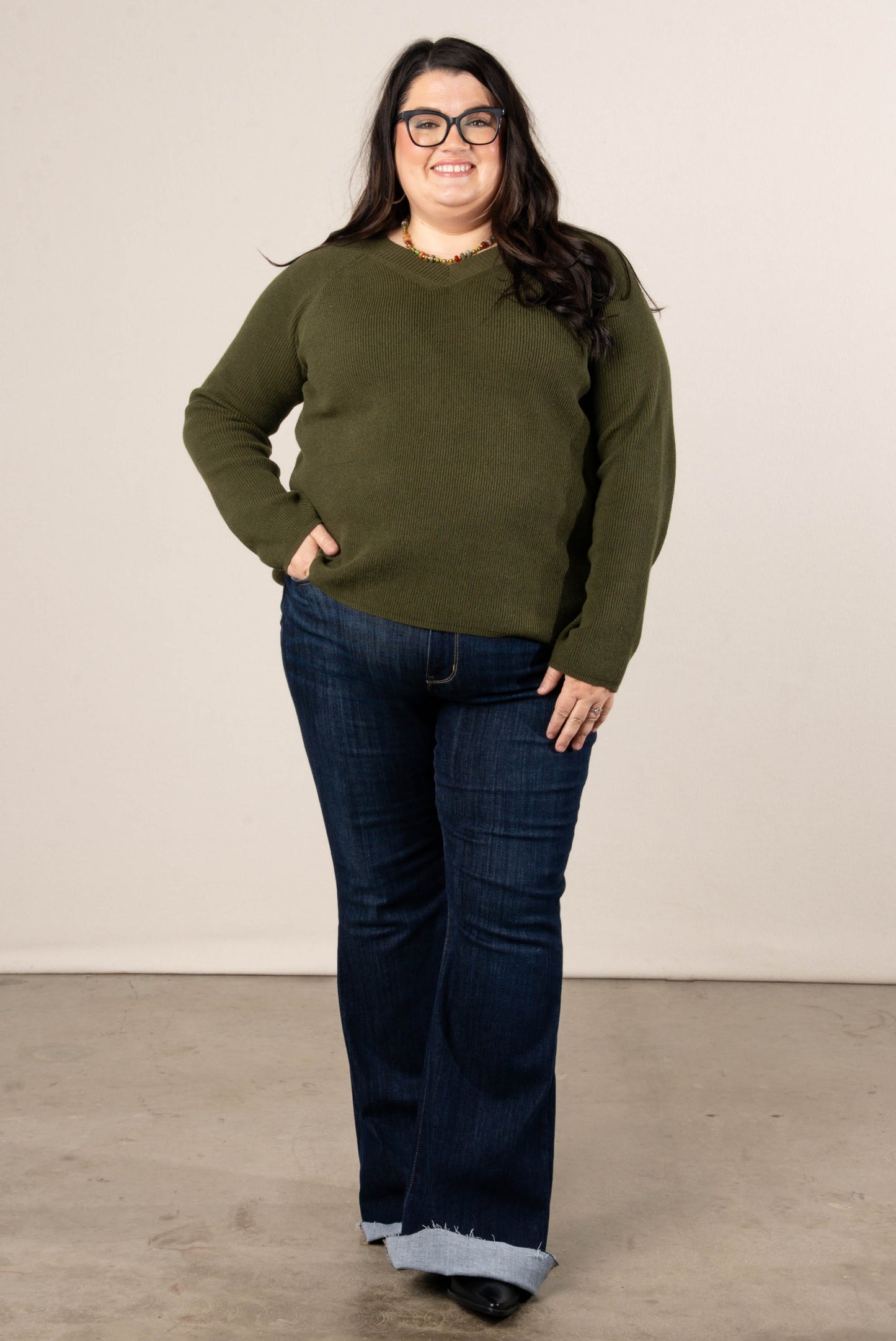 Donna Fine Ribbed Side Button Sweater