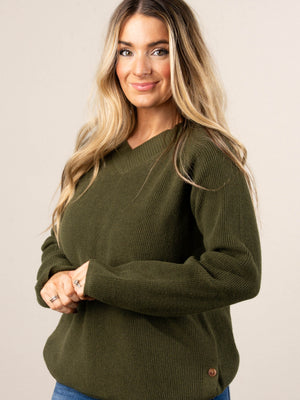 Donna Fine Ribbed Side Button Sweater