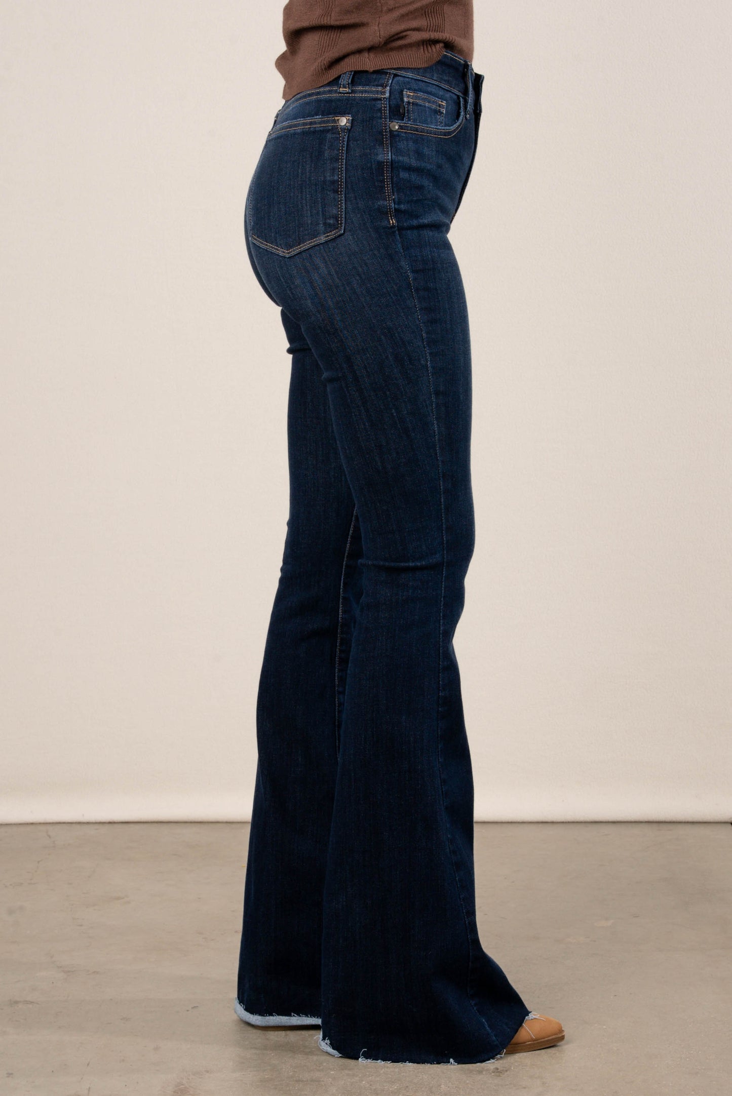 Judy Blue | Hadlee High Rise Flare Jeans