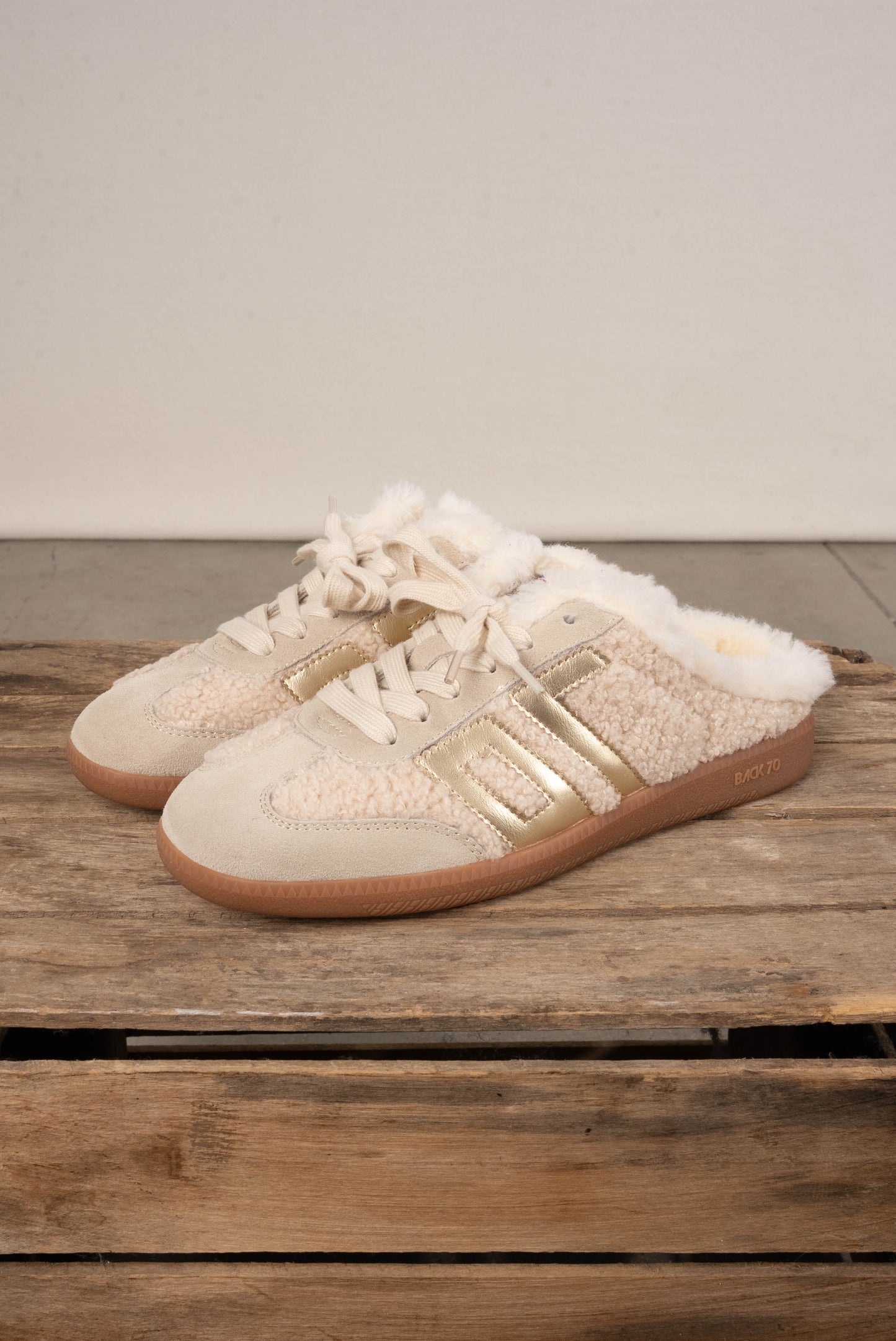 Back 70 Easter Fleece Backless Sneakers
