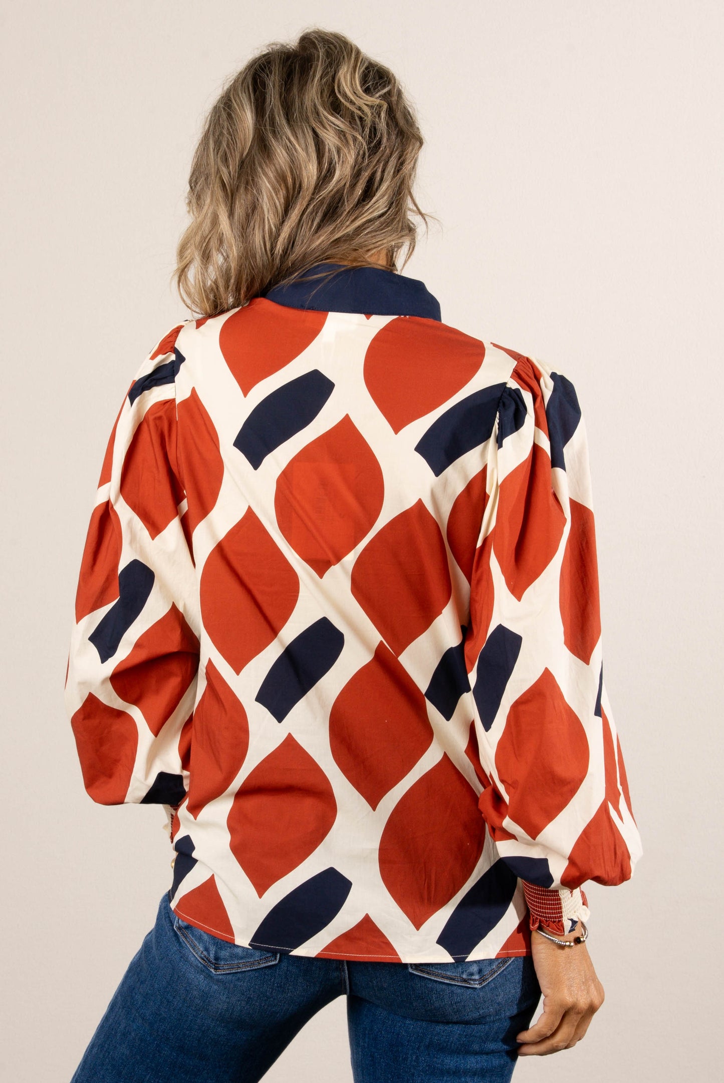 Katana Abstract Smocked Cuff Top