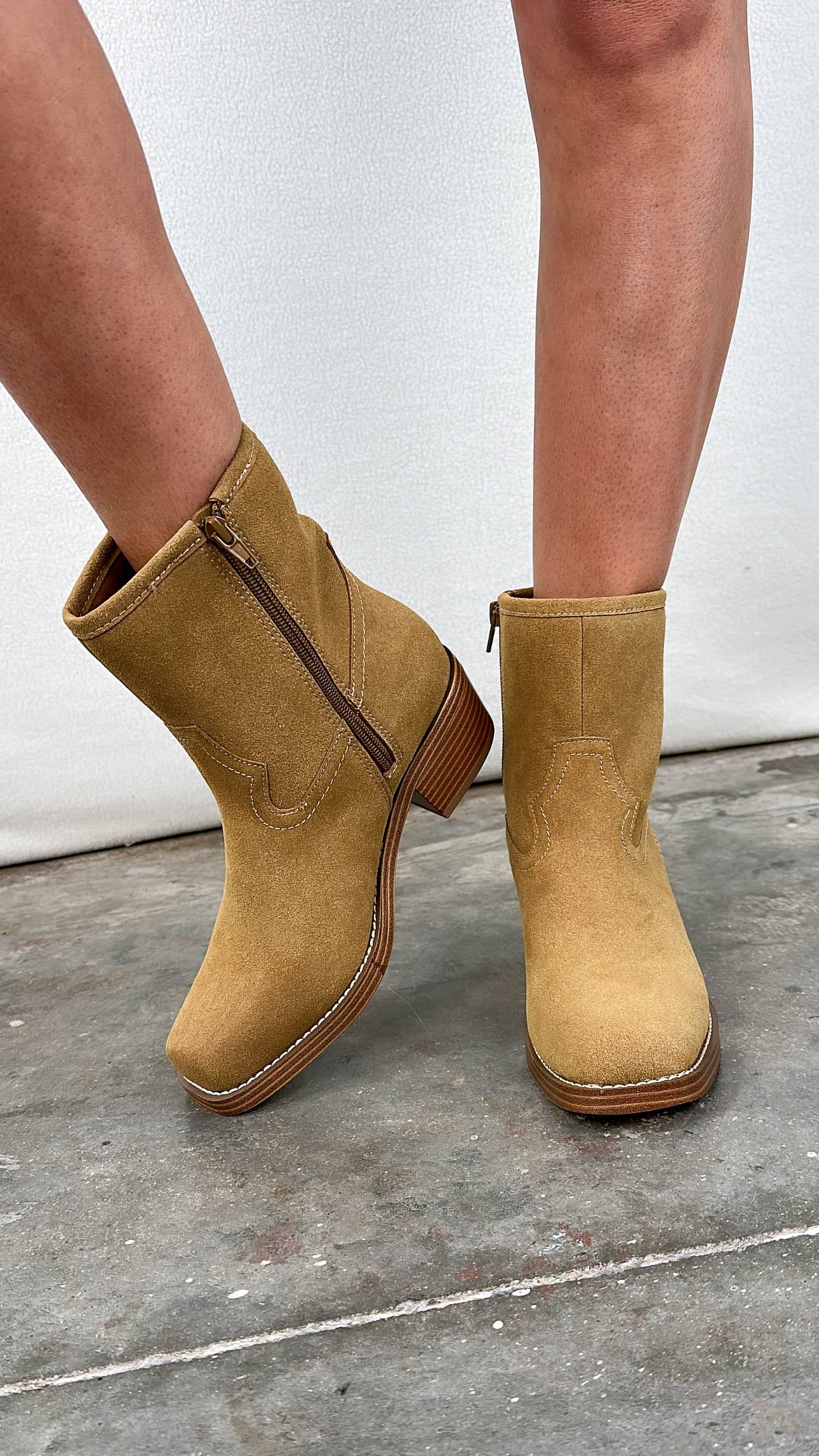 MIA | Dagny Boot