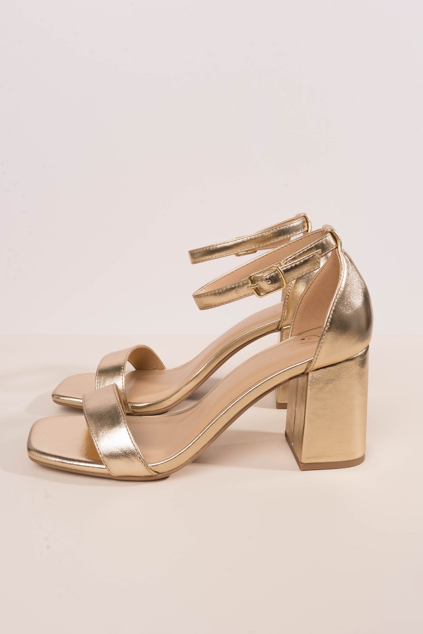Larch Ankle Strap Sandal