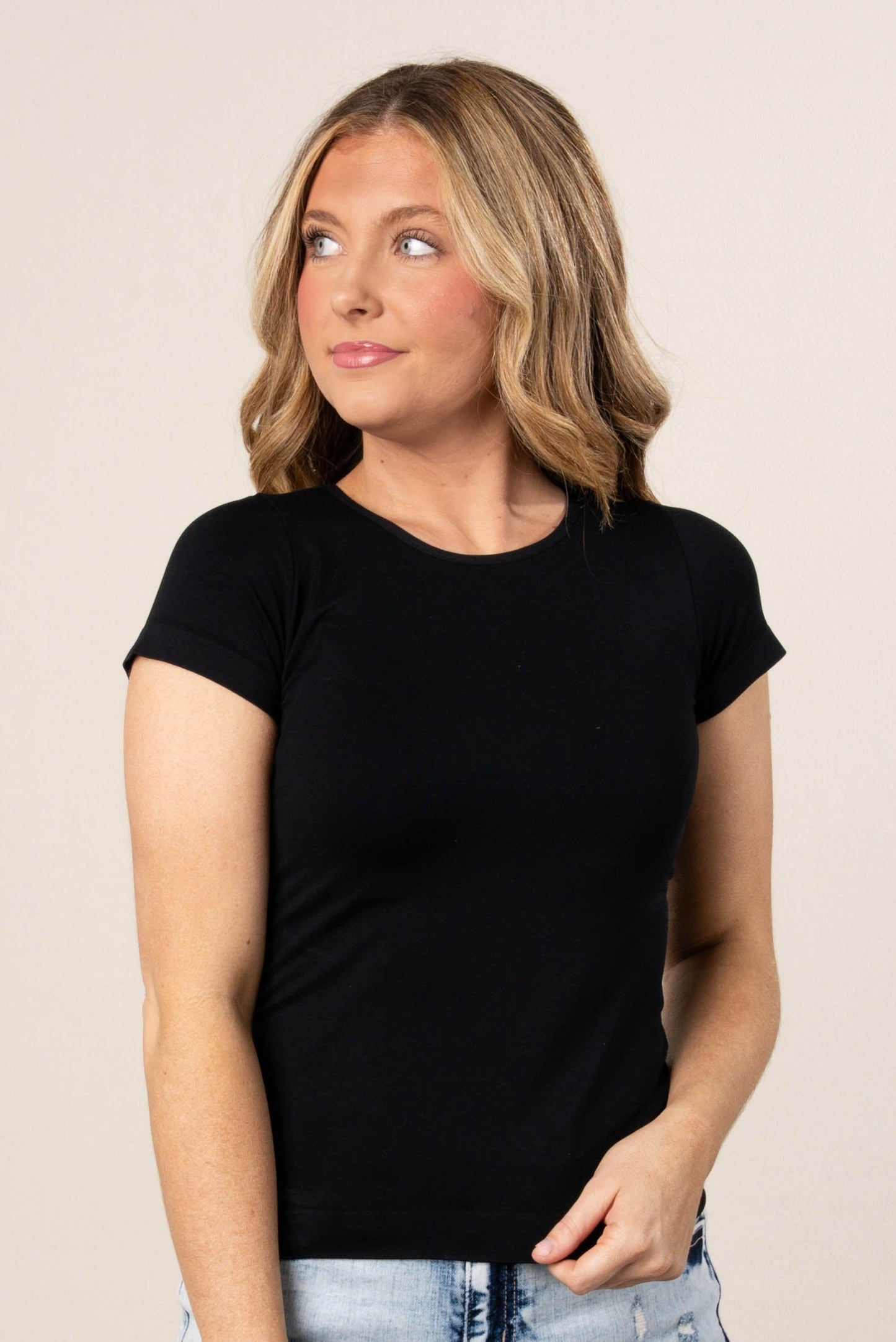 Fitted Seamless Short Sleeve Top