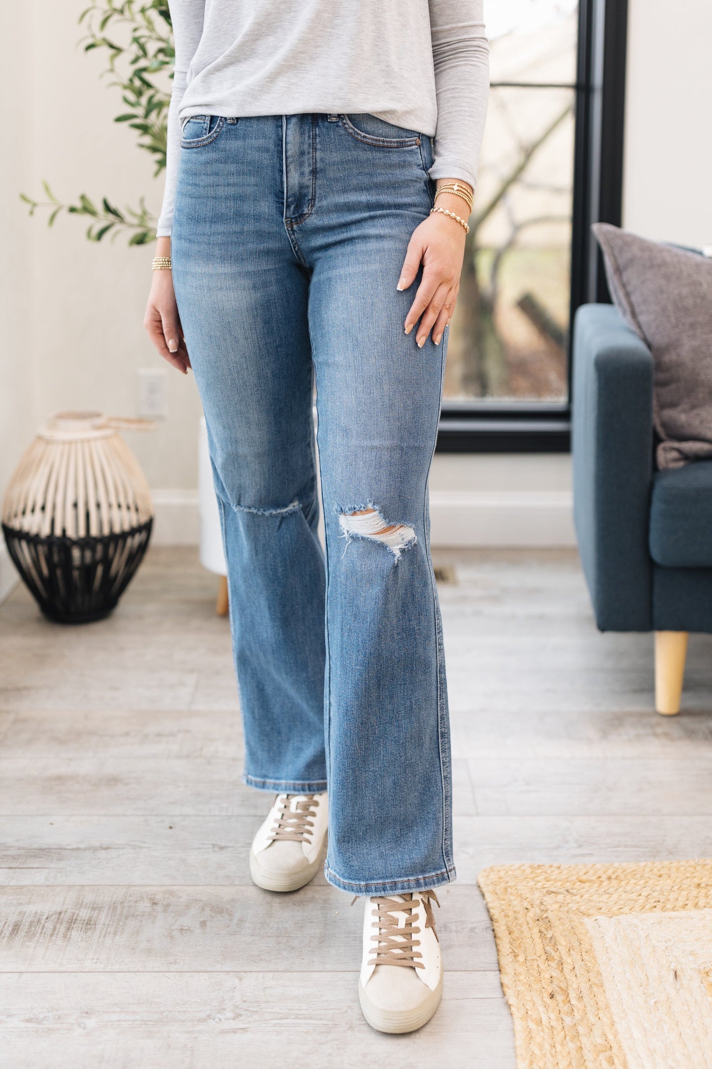 Judy Blue High Rise Tummy Control Straight Leg Jeans
