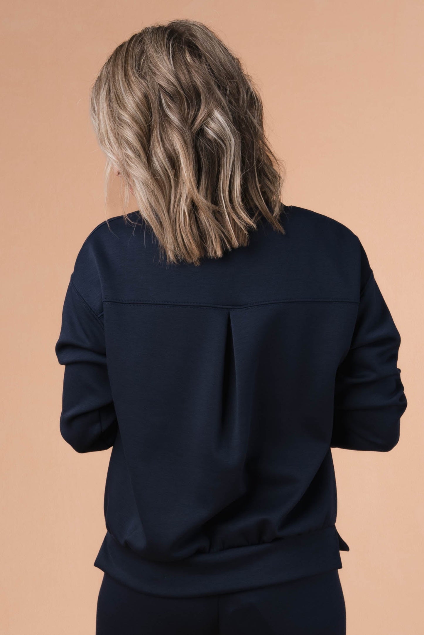 Malibu Banded Hem Pullover *Final Sale*