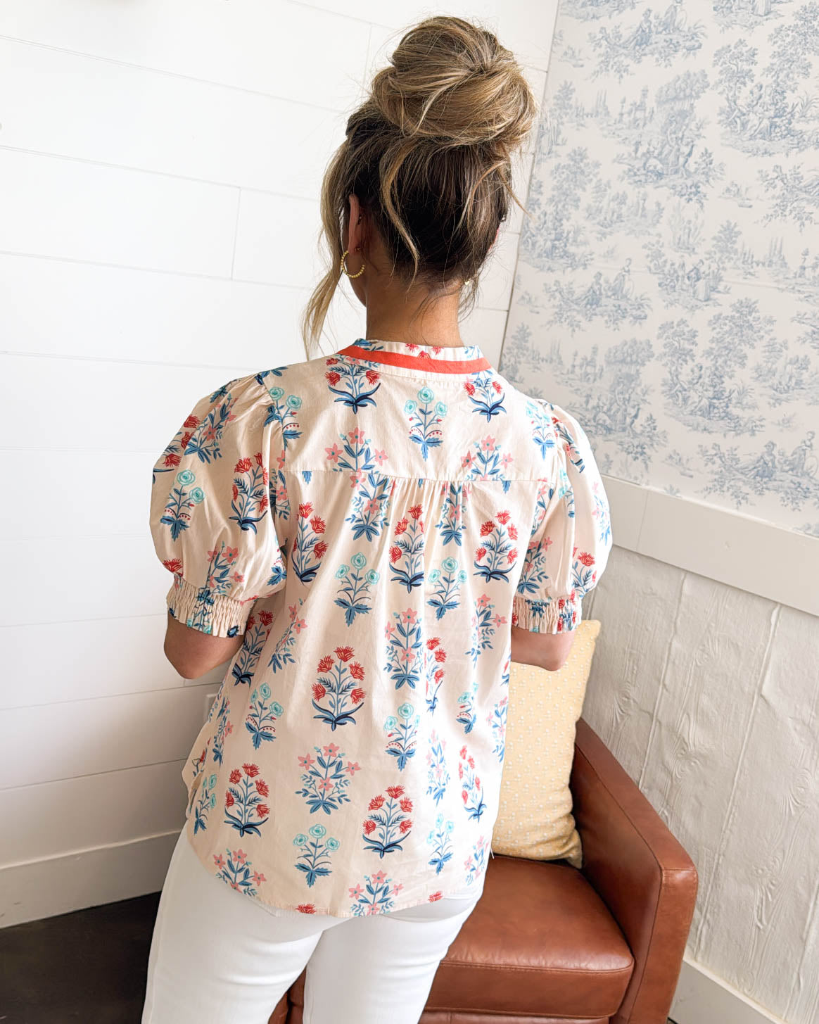 All The Sweetness Floral Contrast Trim Top