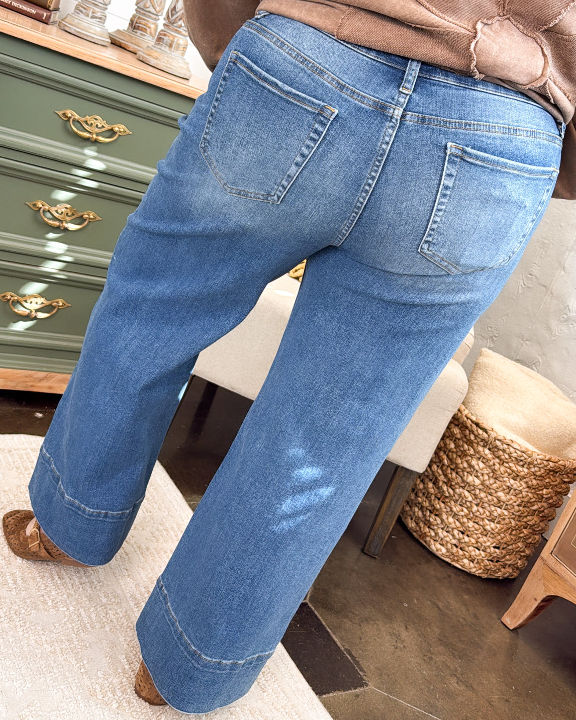Zenana Denim | Pauline Mid Rise Crop Wide Leg Jeans