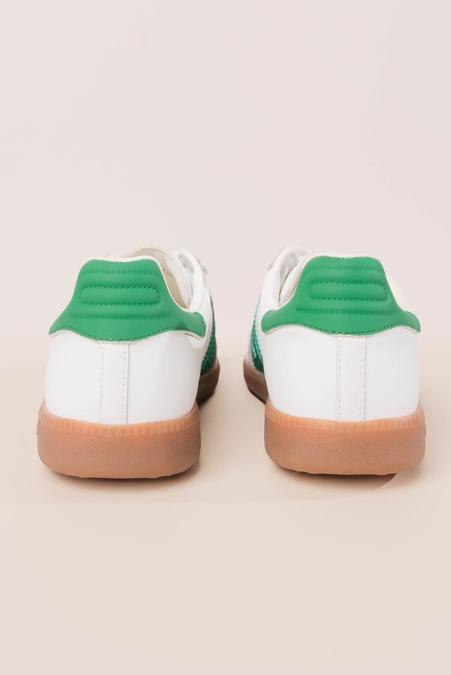Back 70 Cloud Leather Sneaker