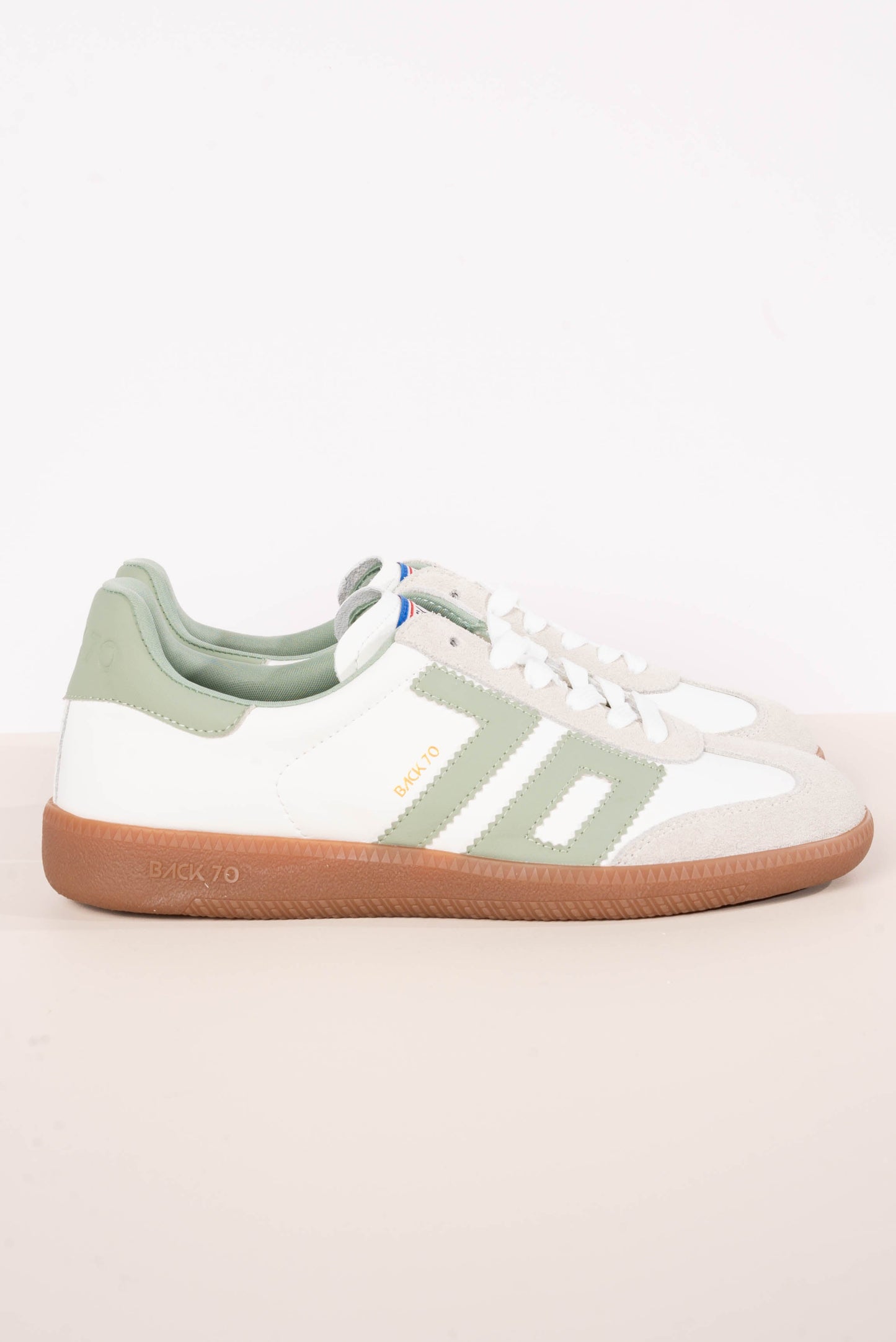 Back 70 Cloud Leather Sneaker