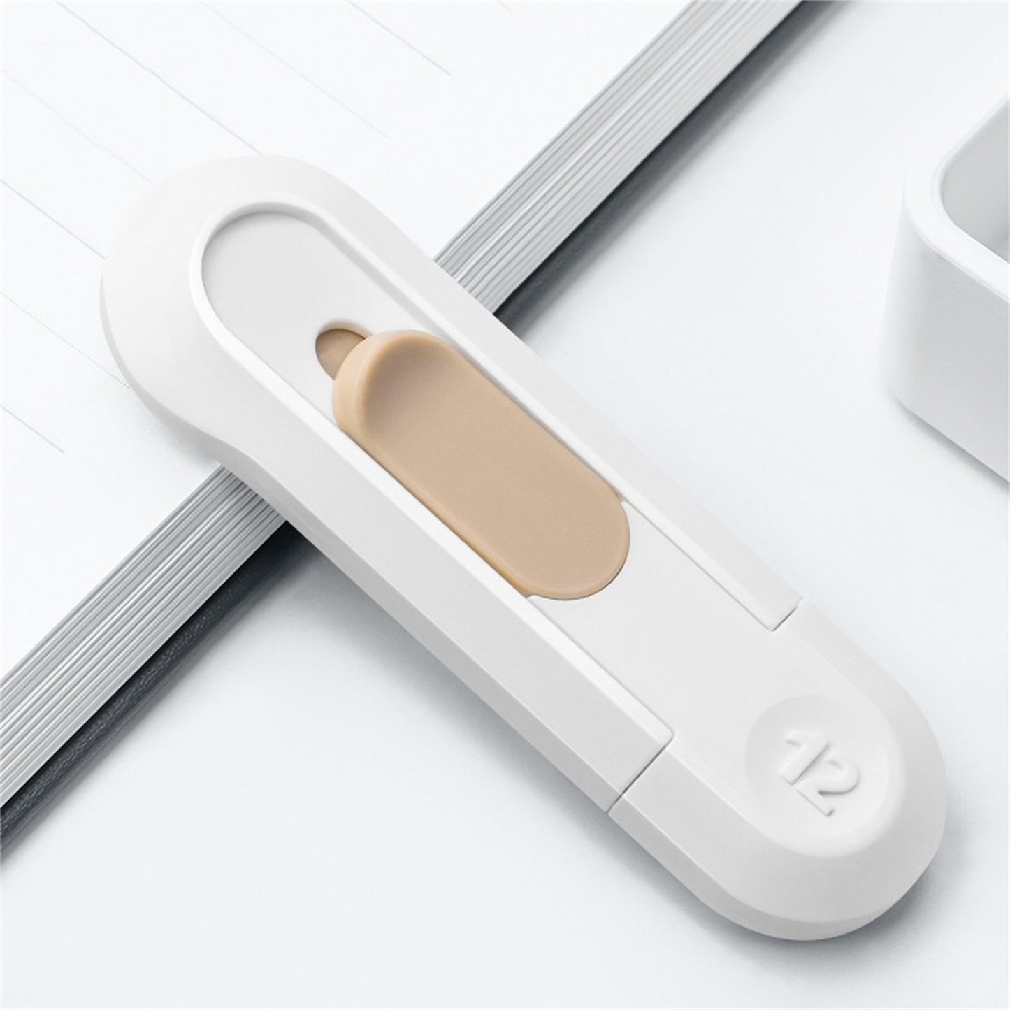 Retractable Box Cutters - 4 PC