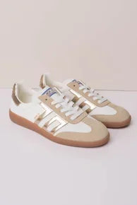 Back 70 Cloud Leather Sneaker