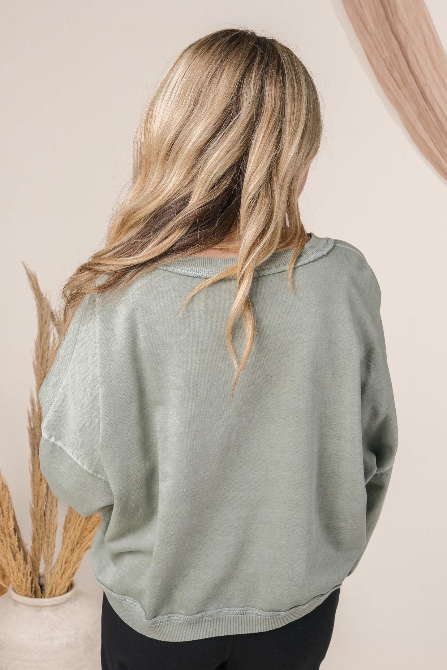 Washed Organic Cotton Crop Sweatshirt