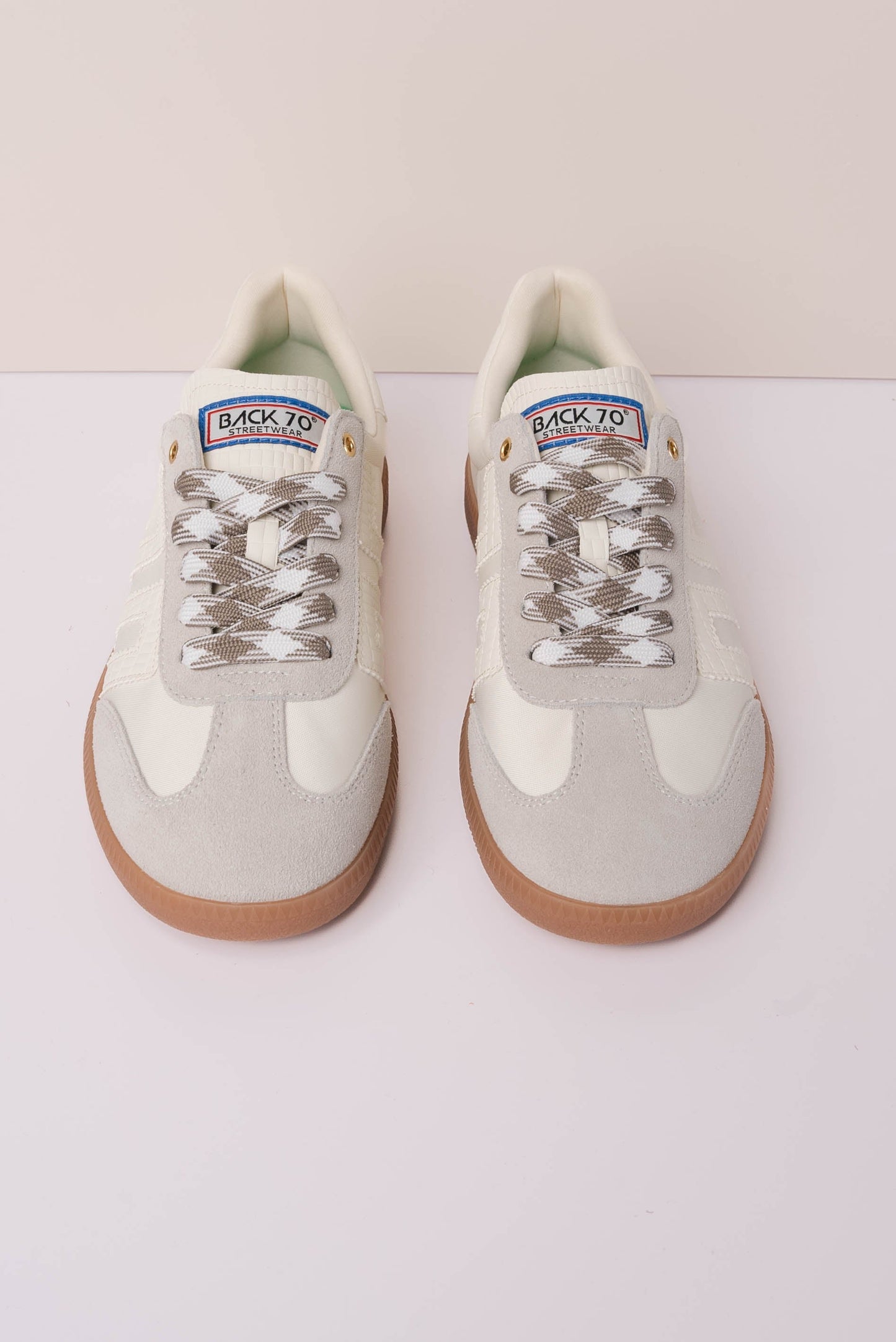 Back 70 Ghost Leather Sneaker