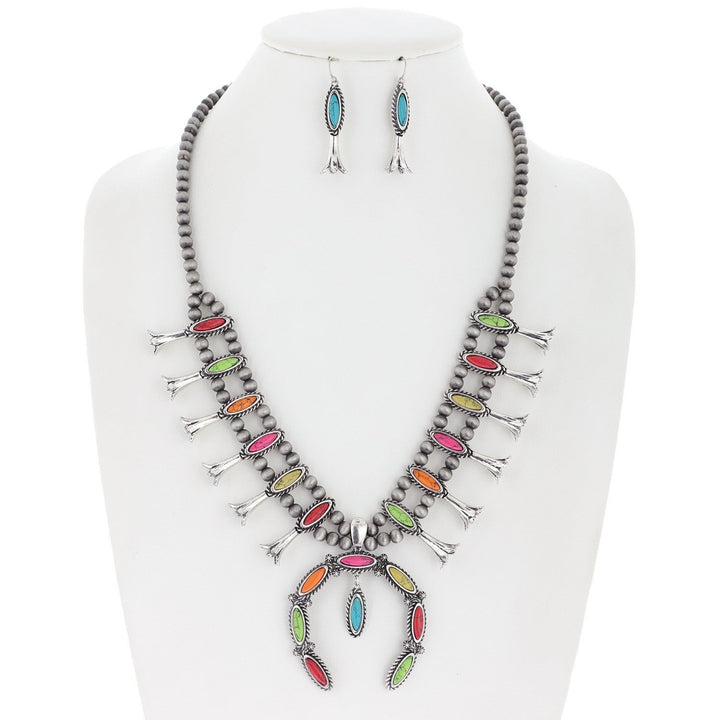 Western Navajo Pearl Pendant Necklace