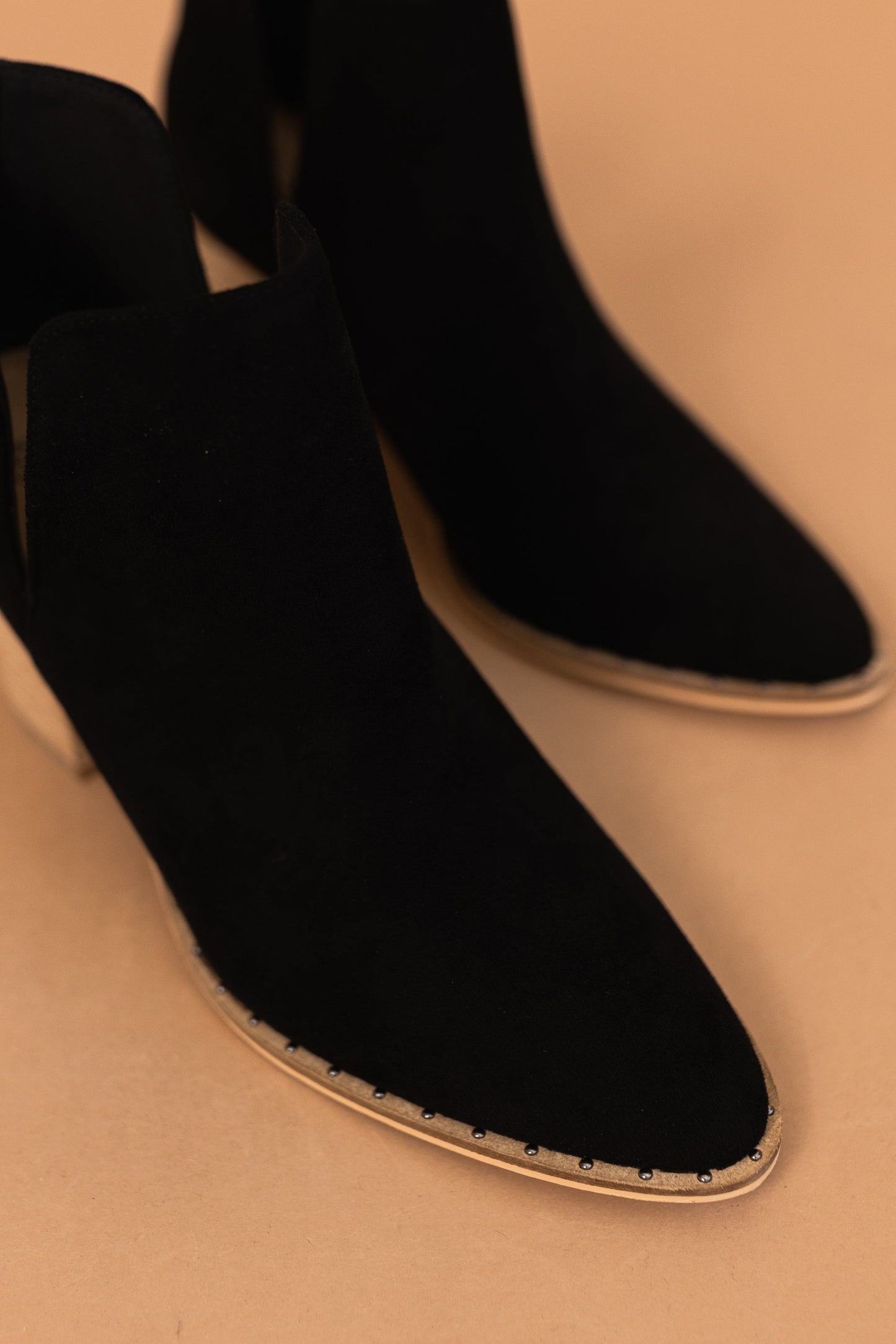sku33418 | Weslee Faux Suede Bootie *Final Sale*