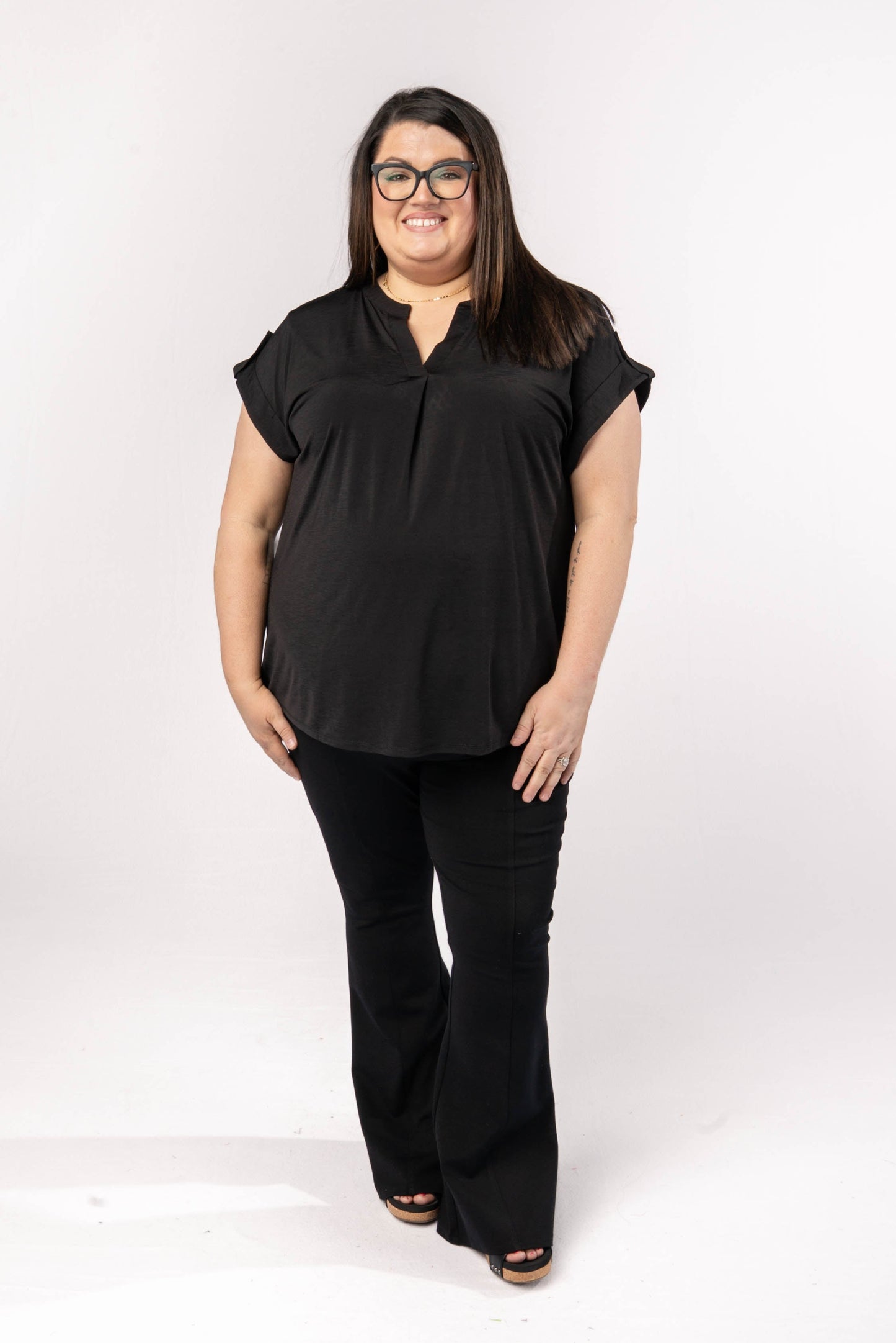 Liz Solid Short Tab Sleeve Top