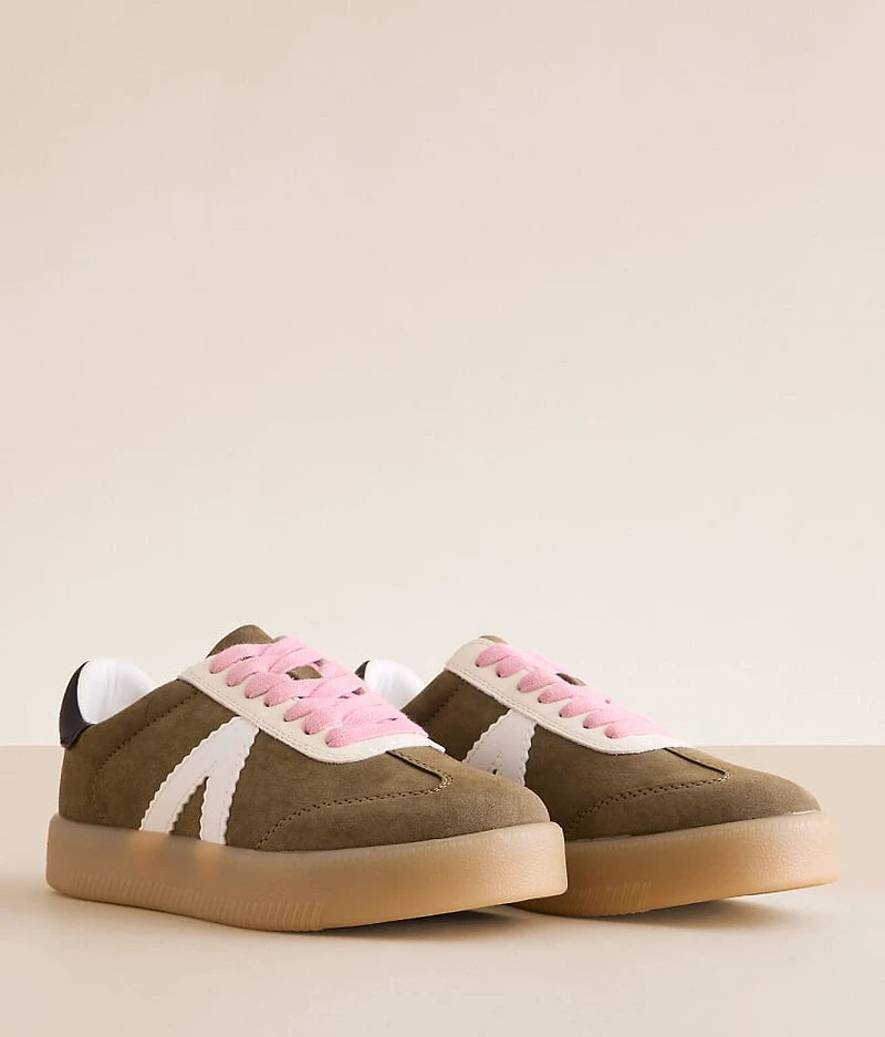 MIA Axel Sneaker PRE-ORDER