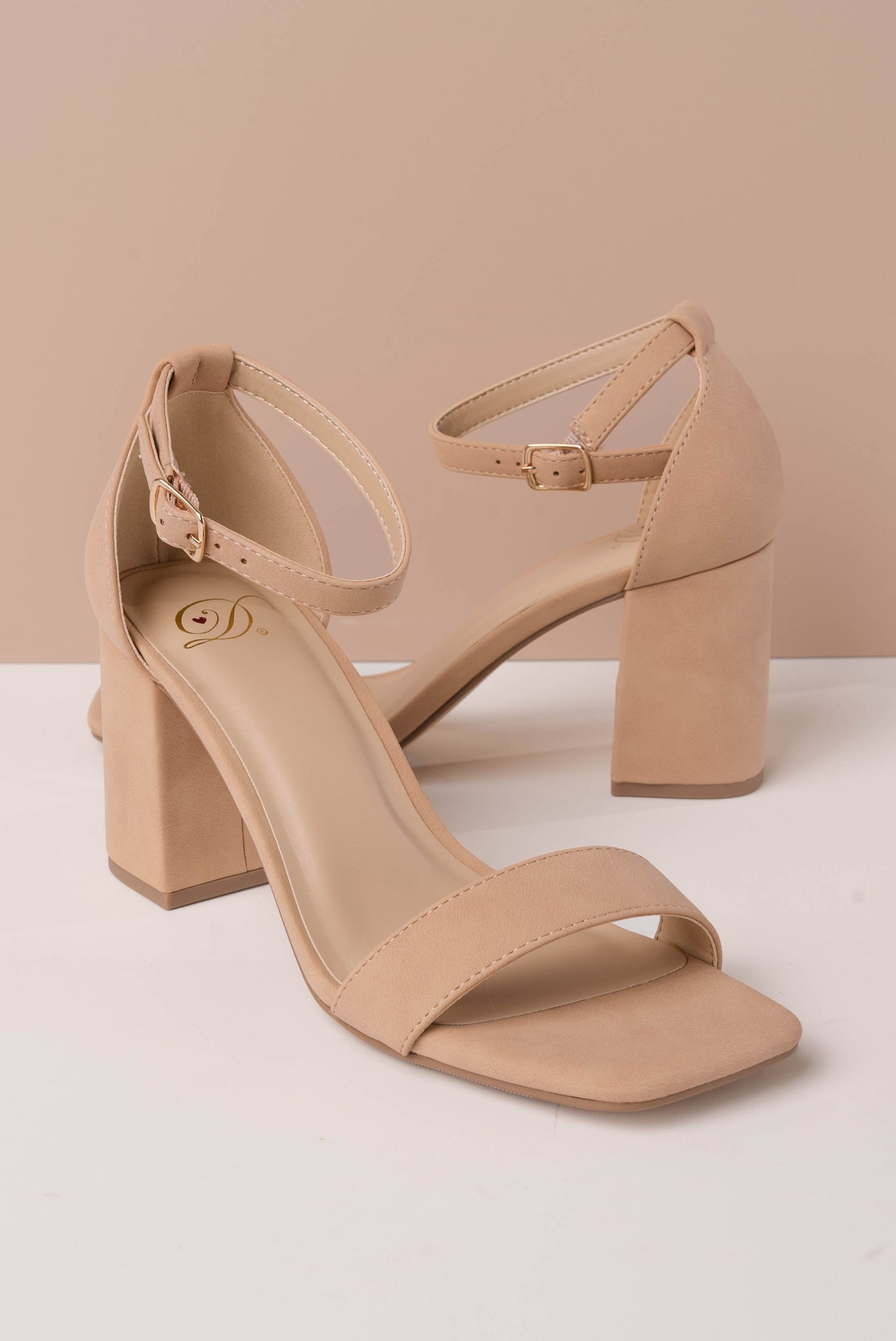 Larch Ankle Strap Sandal