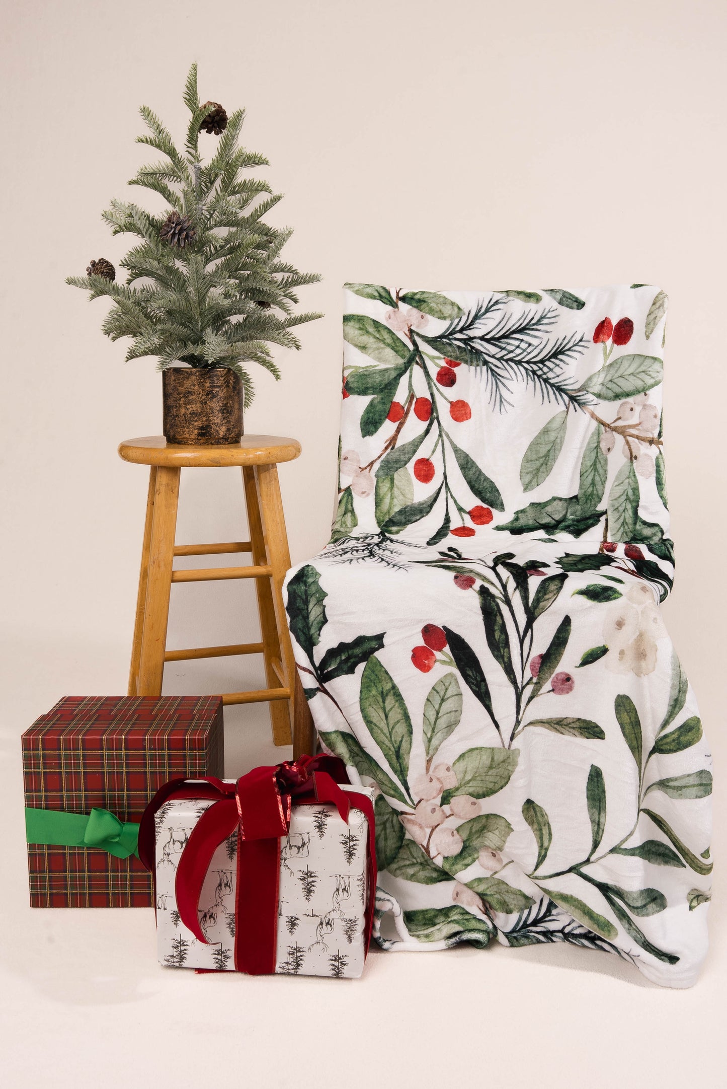 Oversized Christmas Cloud Blanket *GF Exclusive*