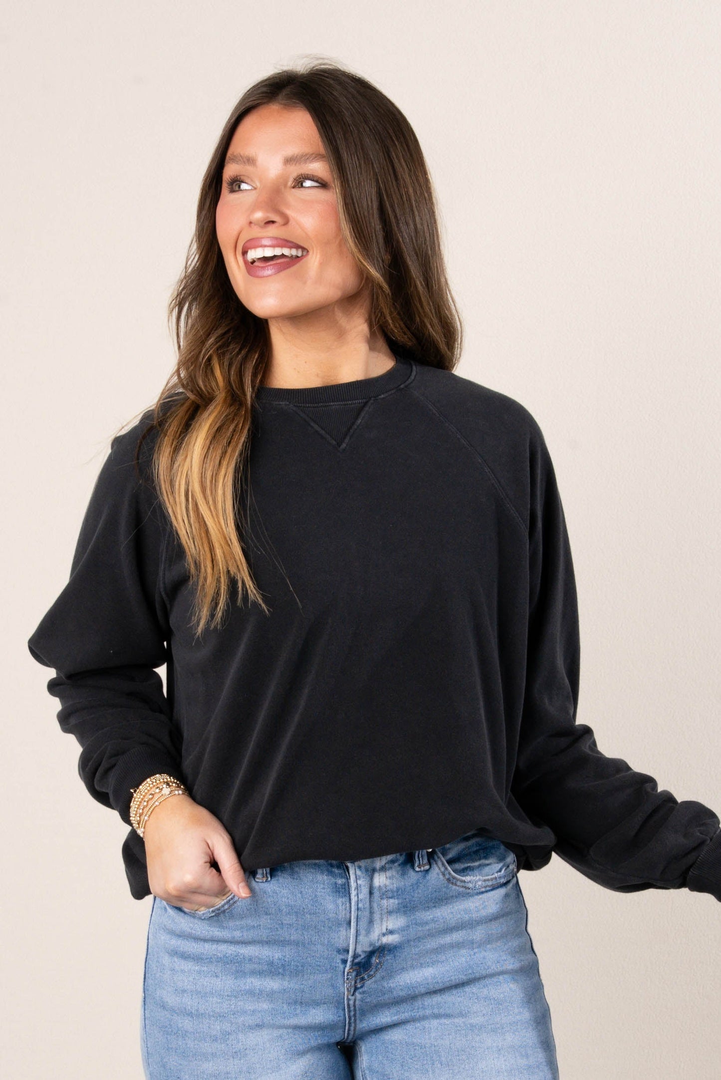 Washed Raglan Sweatshirt