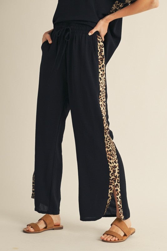 Side Leopard Accent Casual Pants