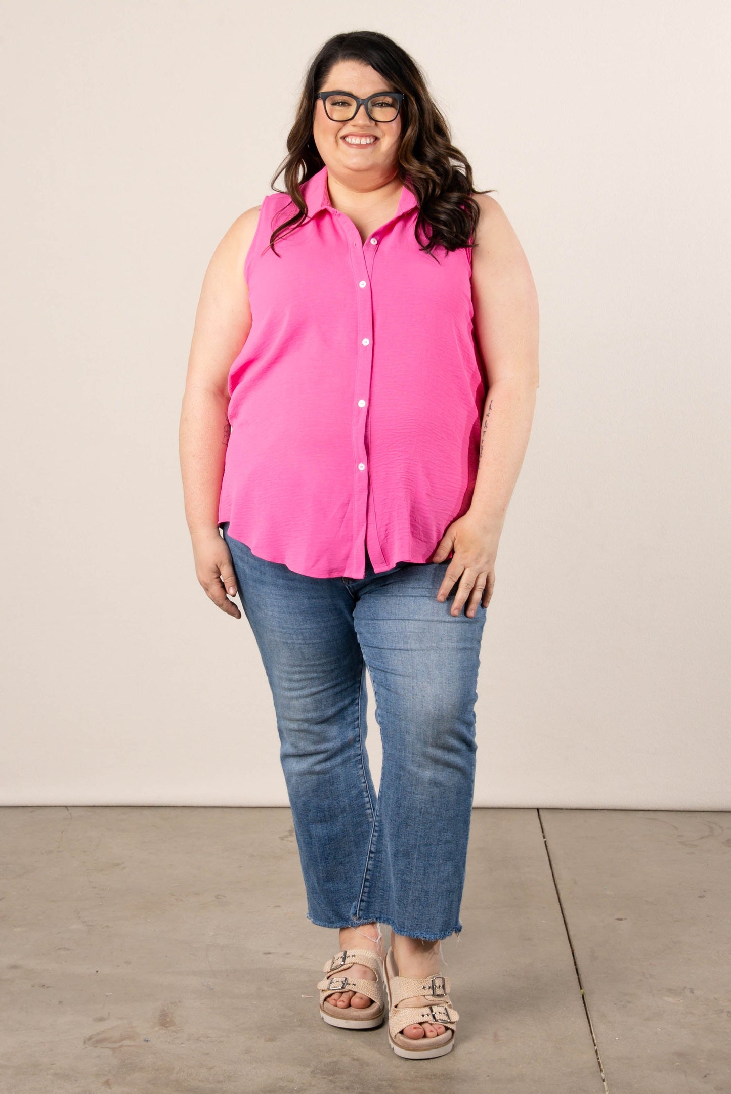 Crinkle Knit Sleeveless Shirt
