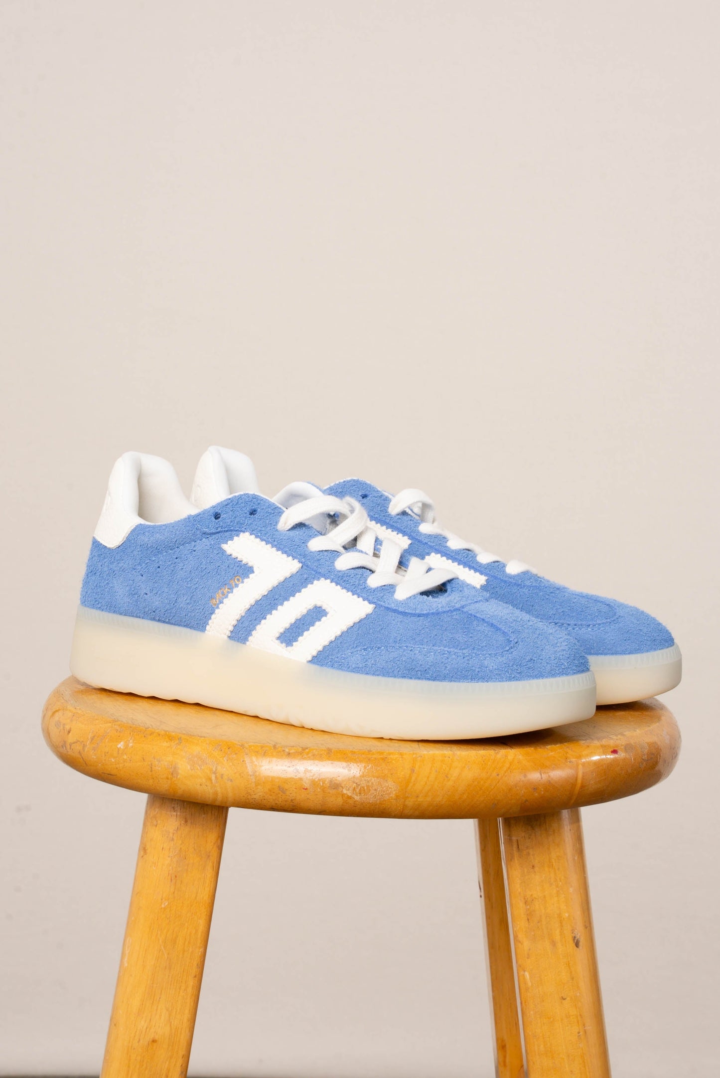 Back 70 Boston Sneaker