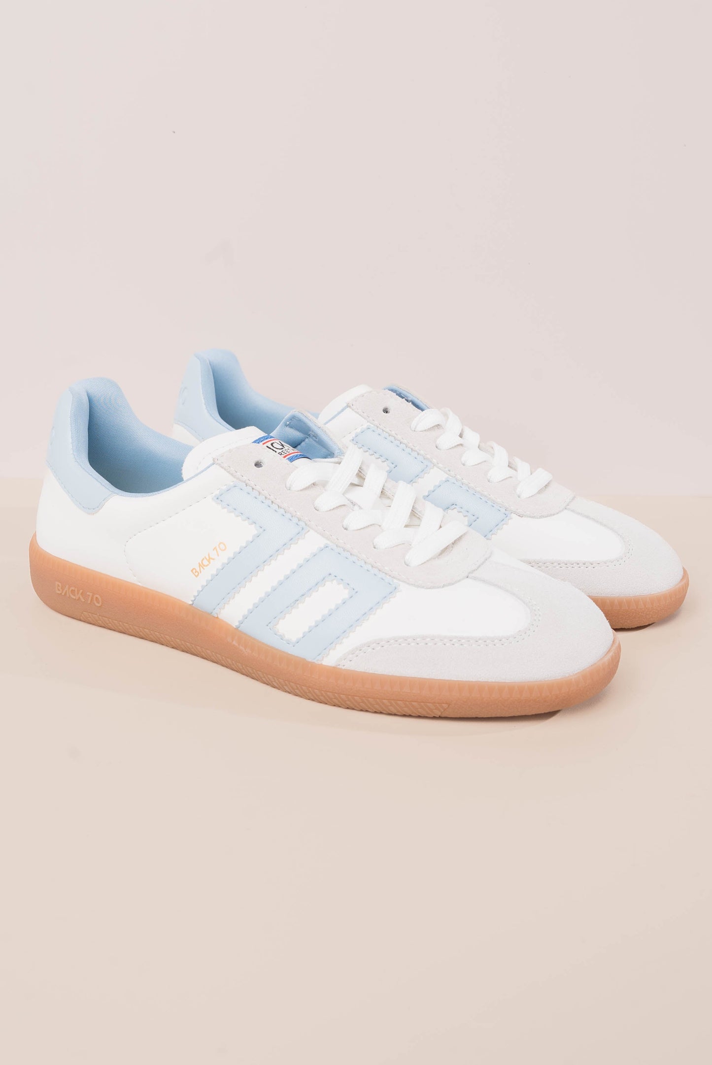 Back 70 Cloud Leather Sneaker