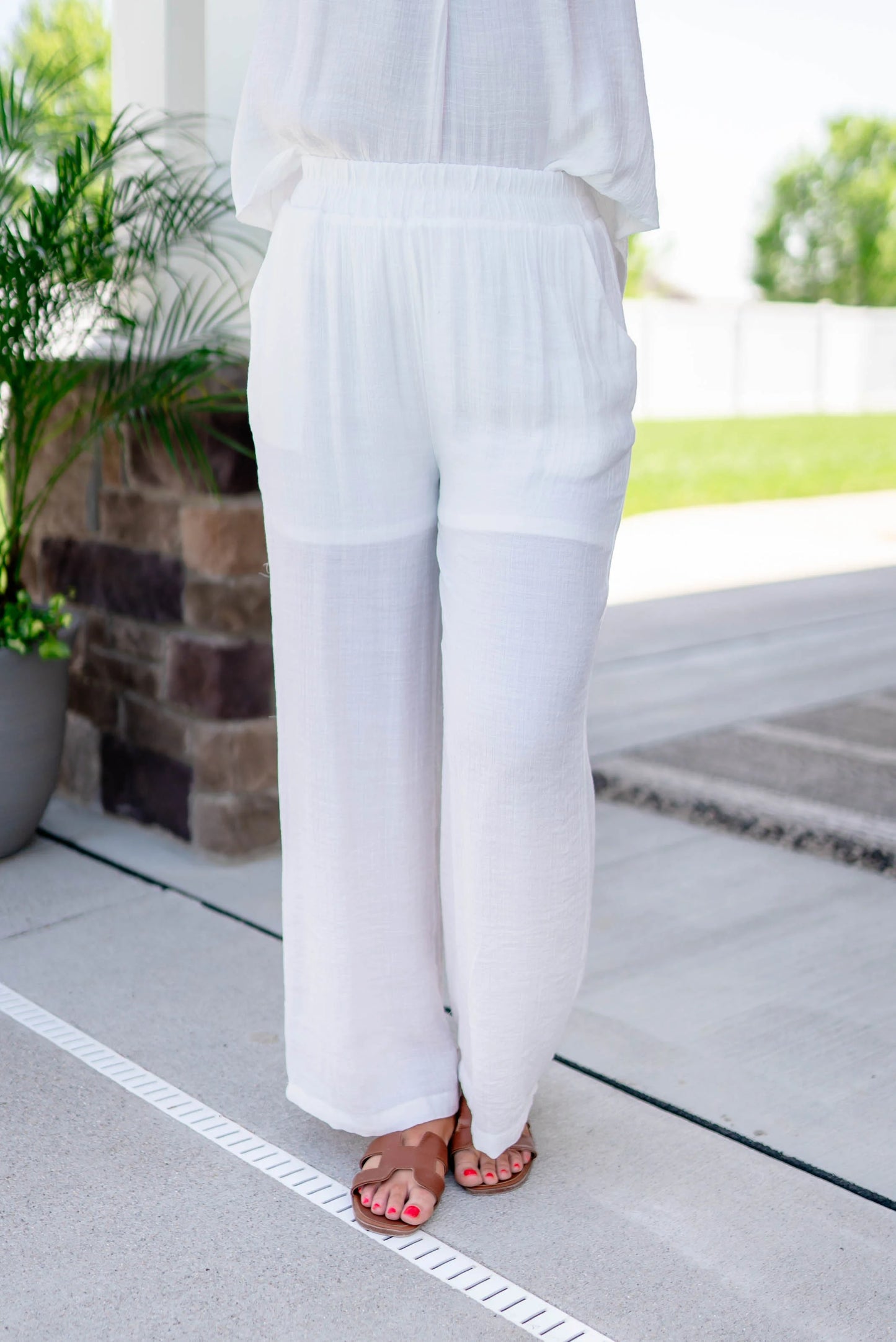 Crinkled Pull-On Wide Leg White Pants *Final Sale*