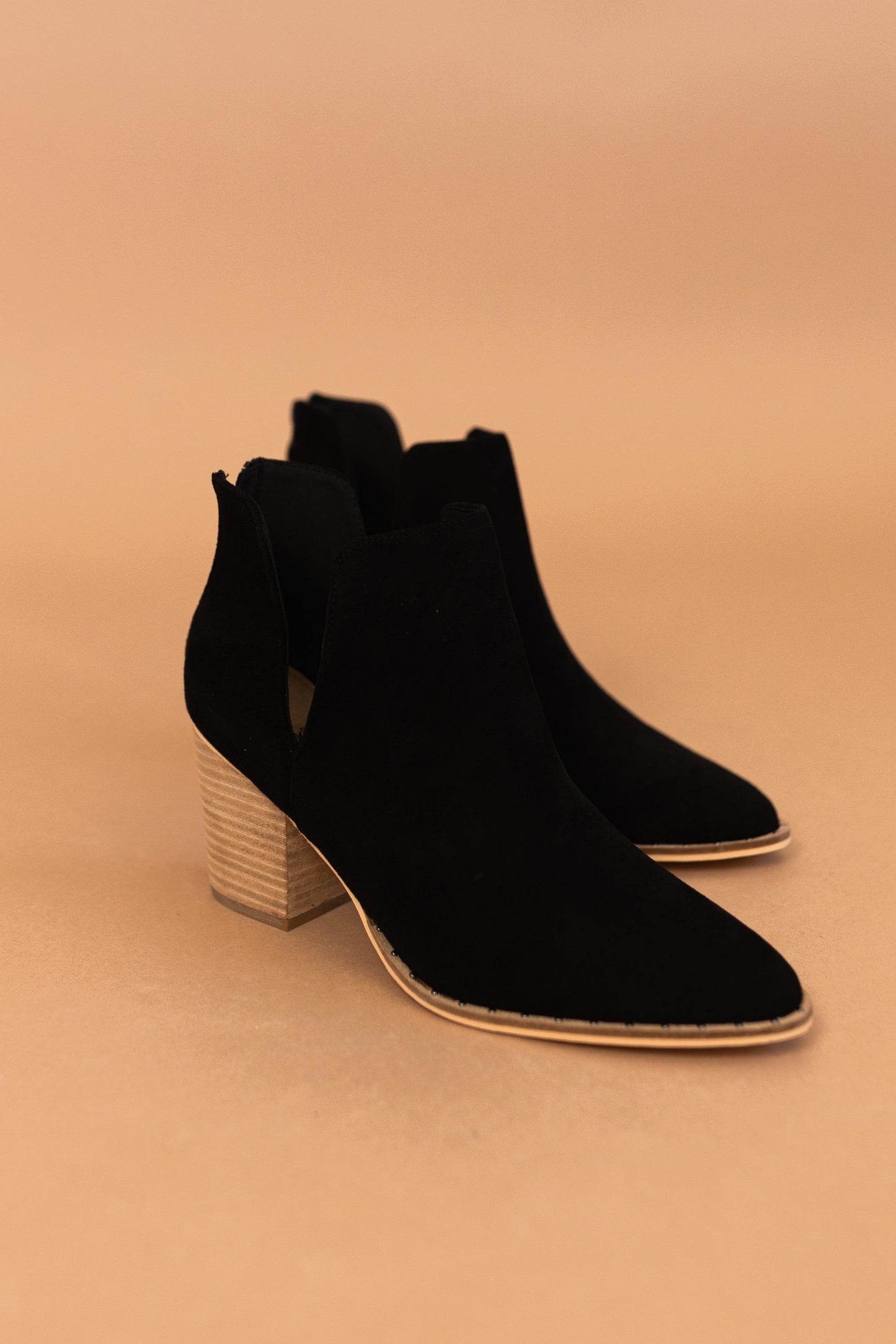 sku33418 | Weslee Faux Suede Bootie *Final Sale*