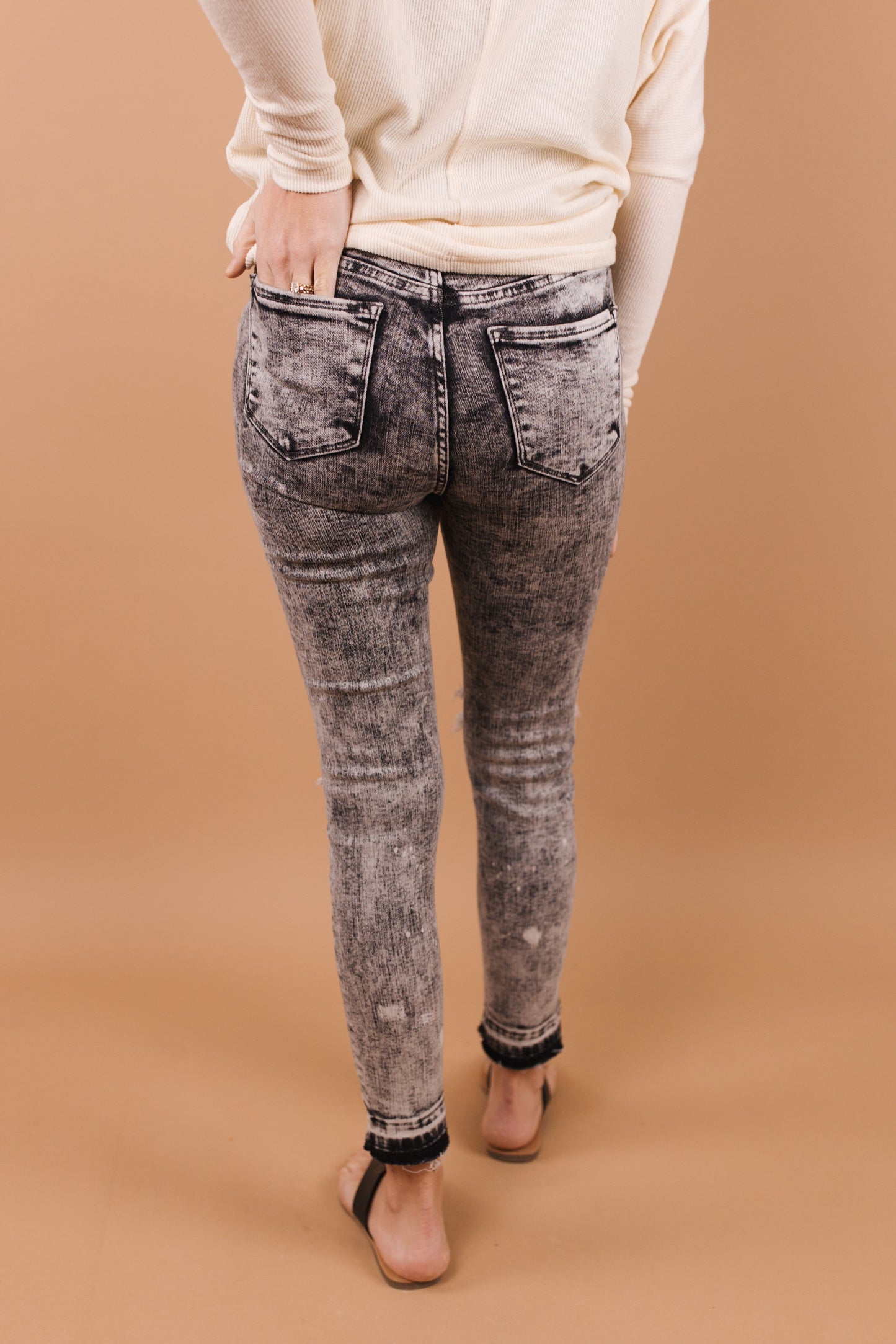 sku33848 | Vervet Mid Rise Crop Skinny Jean *Final Sale*
