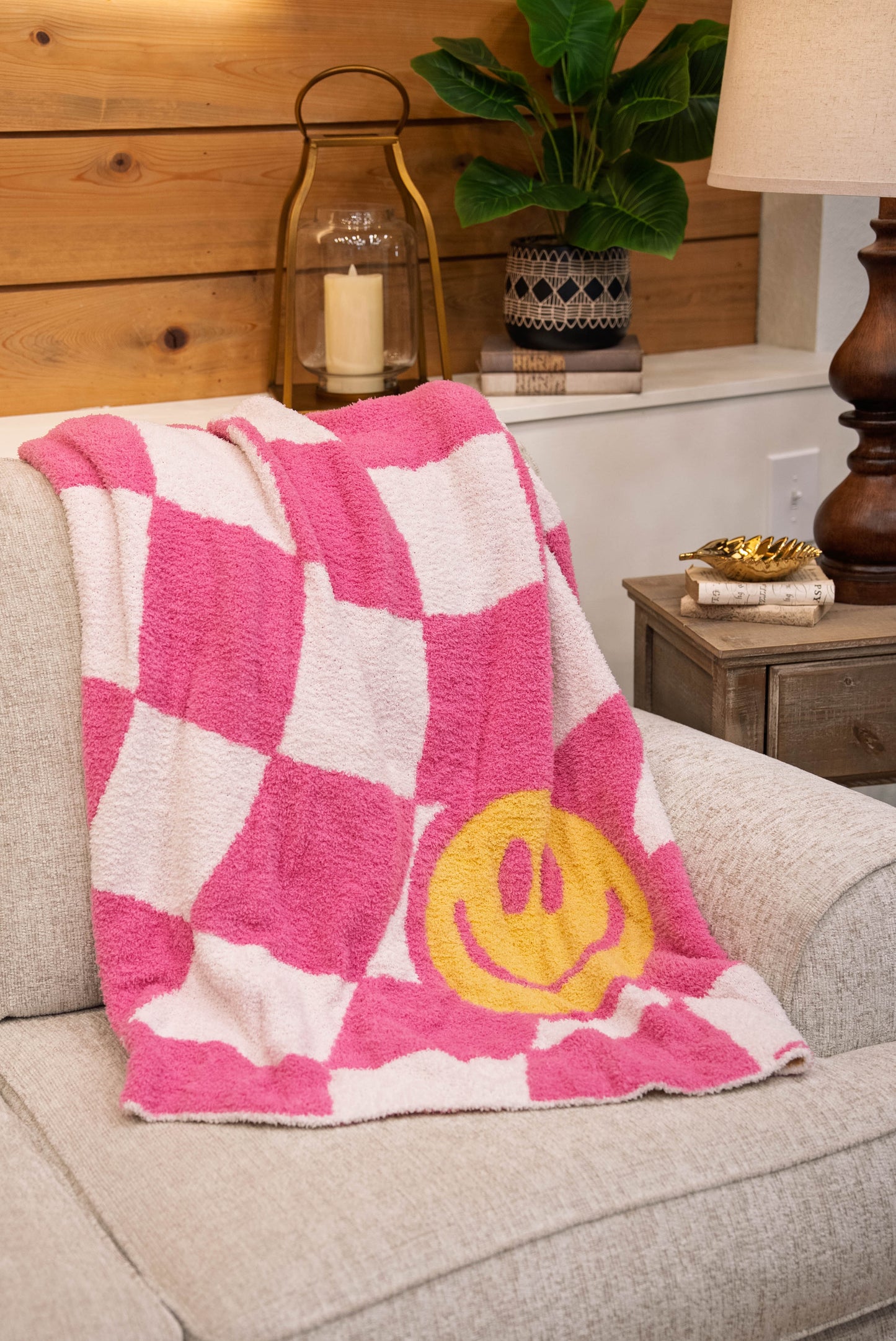Plush Cuddle Up Luxe Checkered Smiley Face Blanket