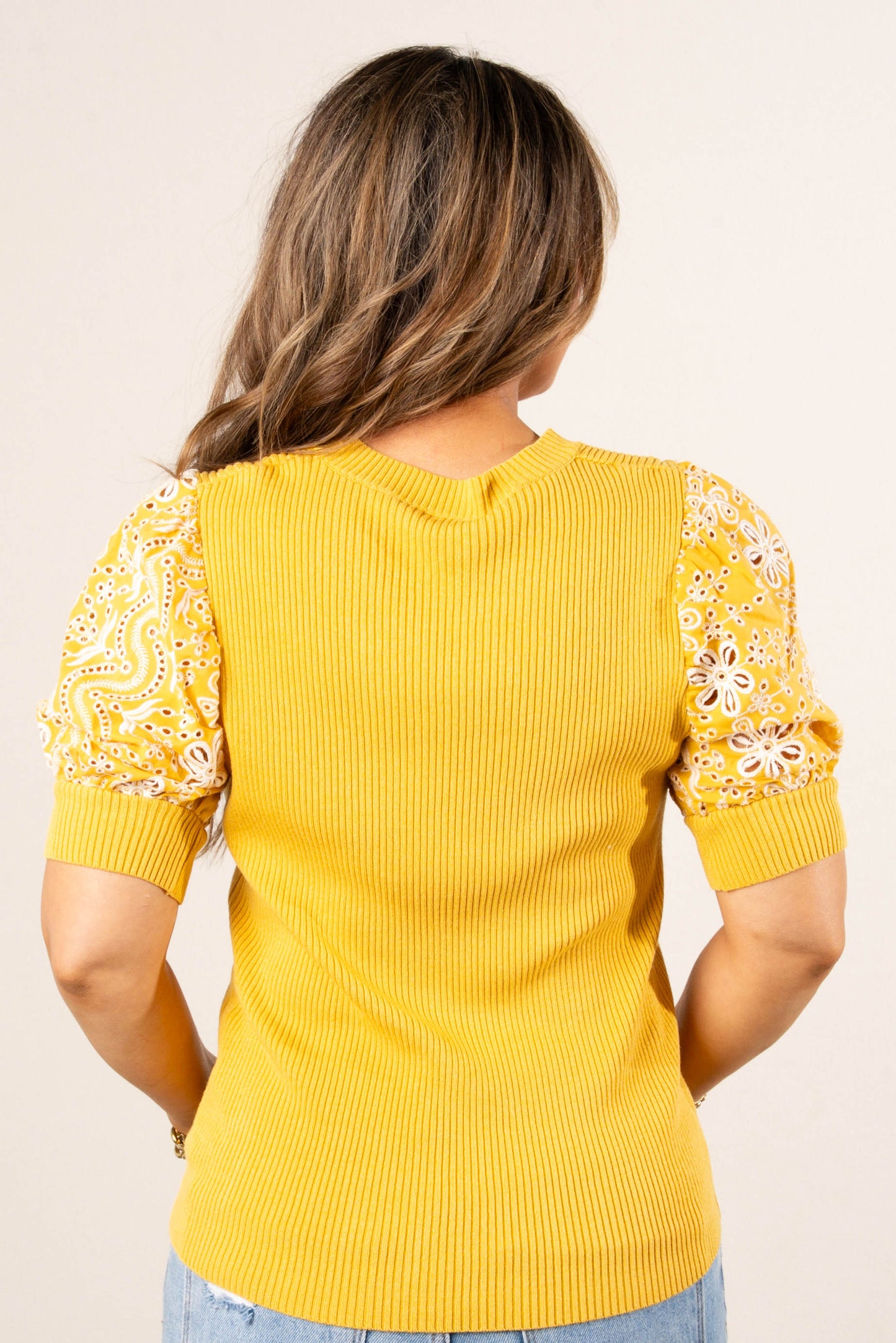 Ribbed Eyelet Sleeve Top